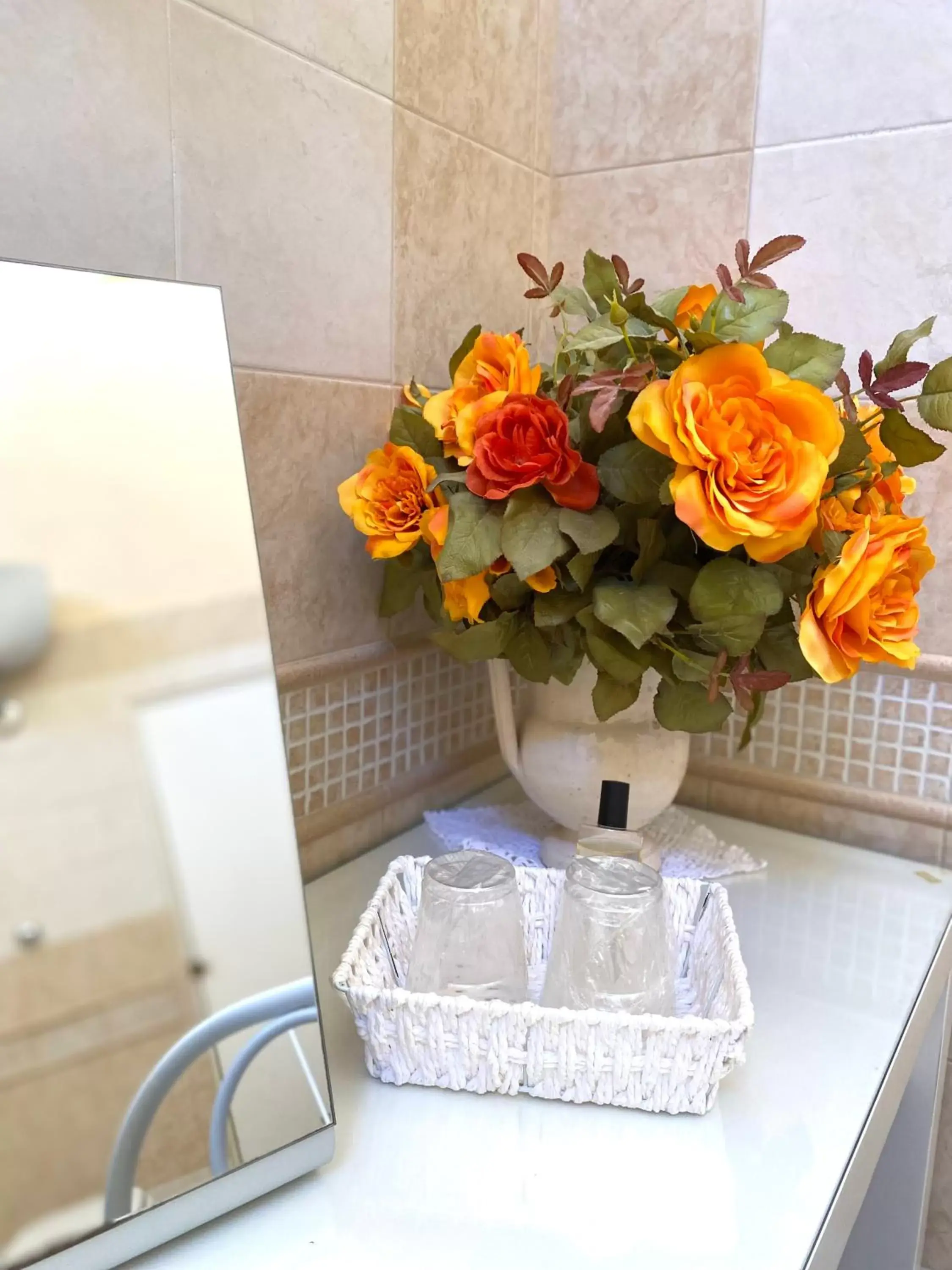 Bathroom, Food in Palazzo Barba