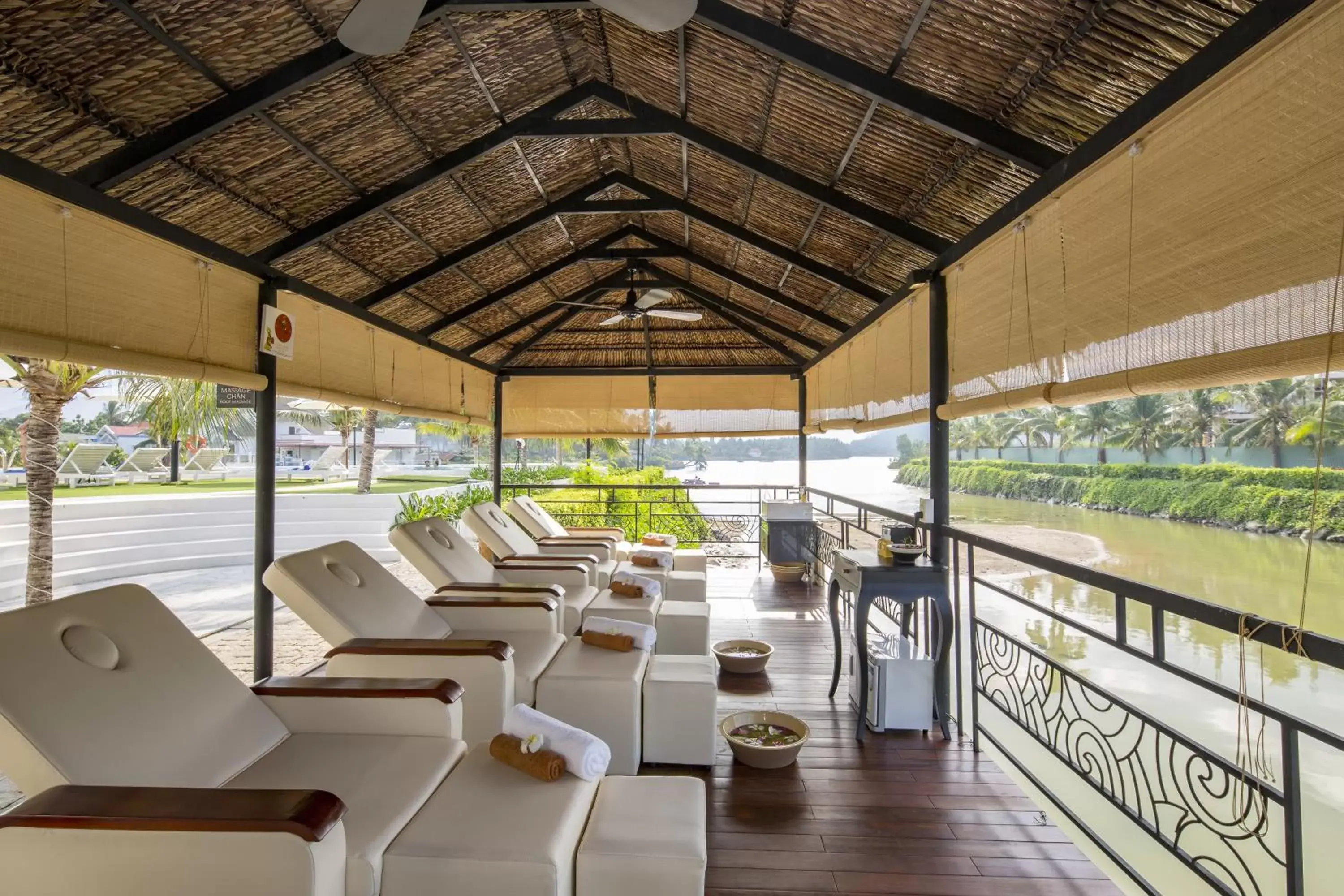 Massage in Champa Island Nha Trang - Resort Hotel & Spa