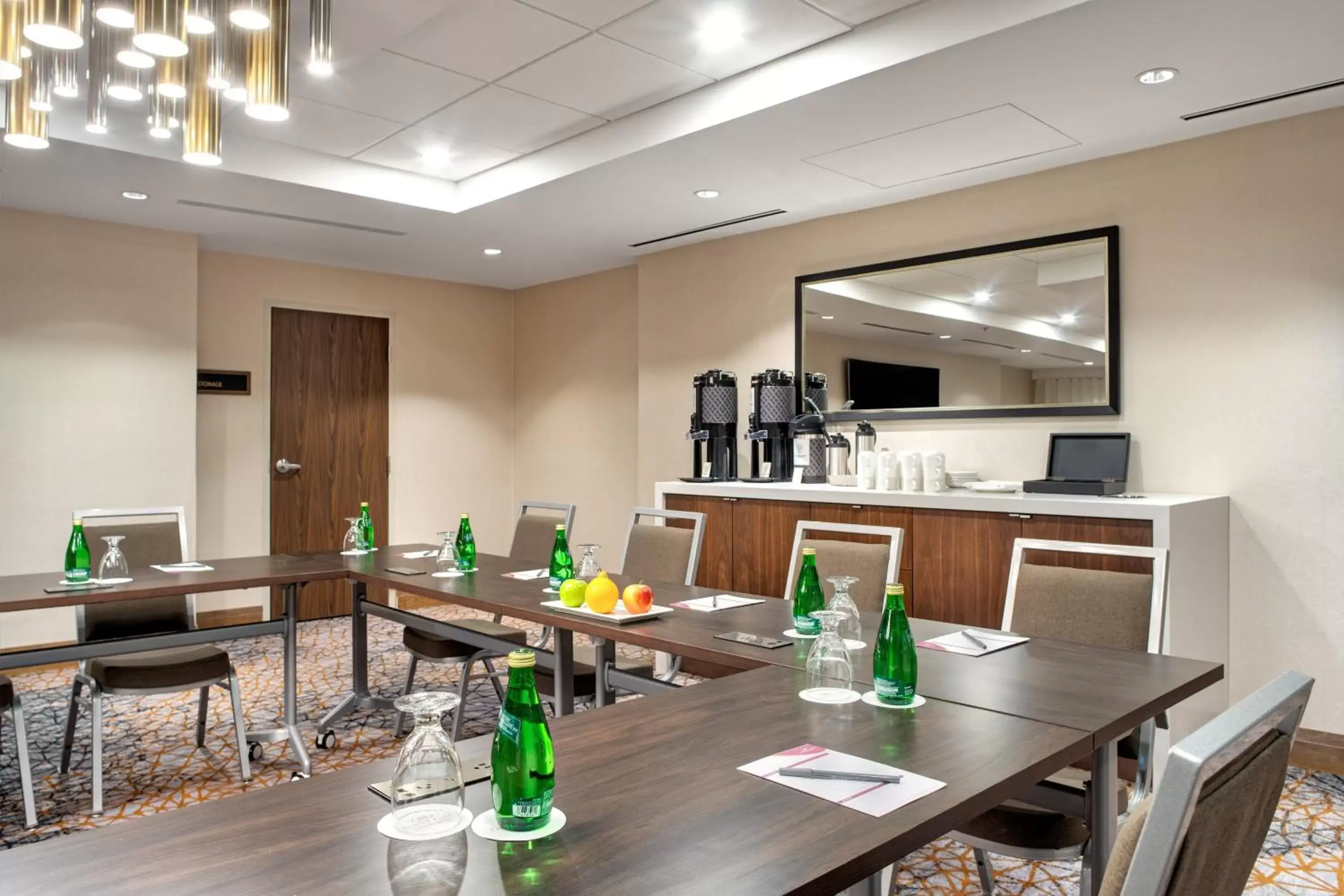 Meeting/conference room in Crowne Plaza Toronto Airport, an IHG Hotel