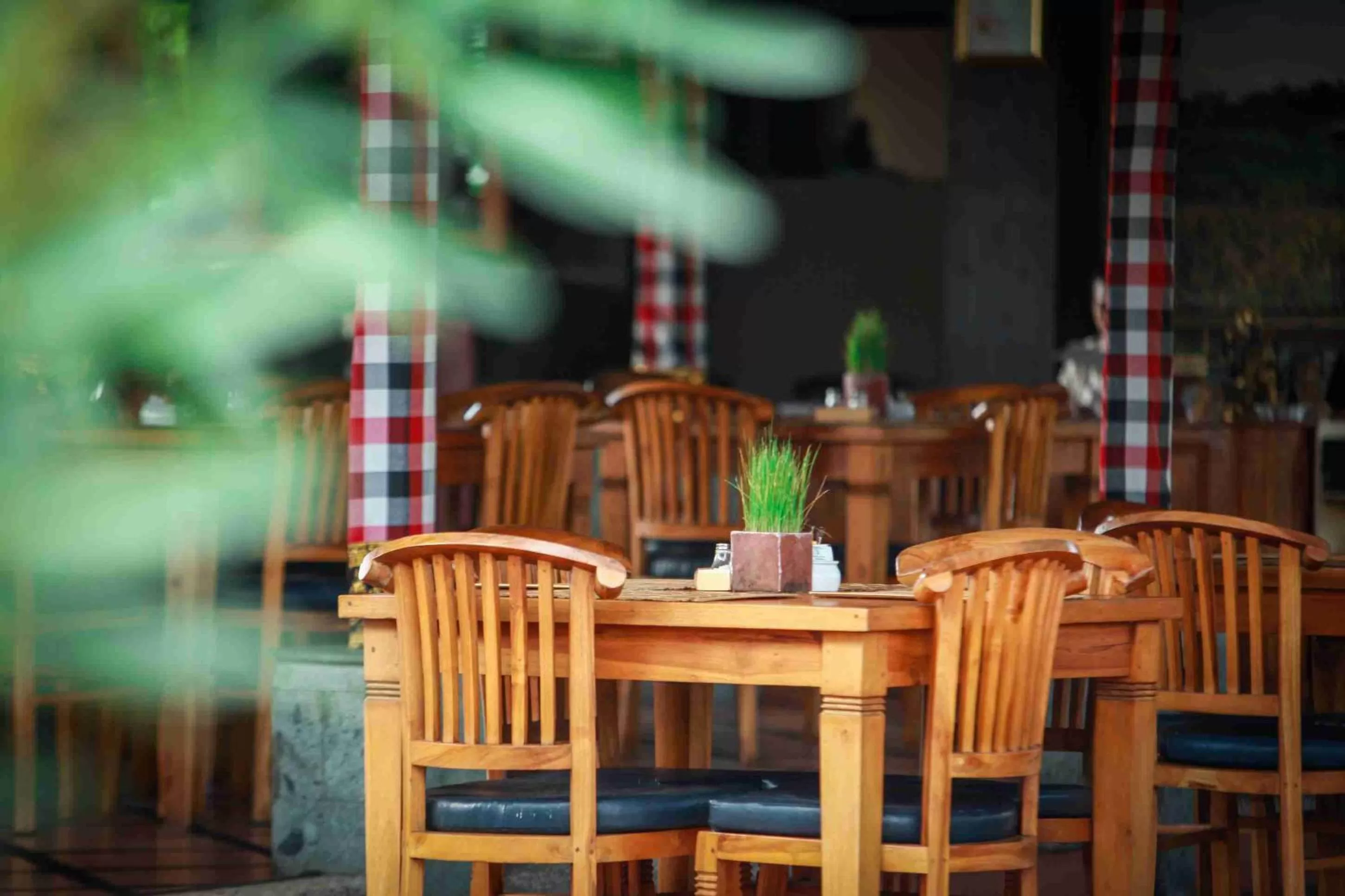 Restaurant/places to eat in Nick's Pension