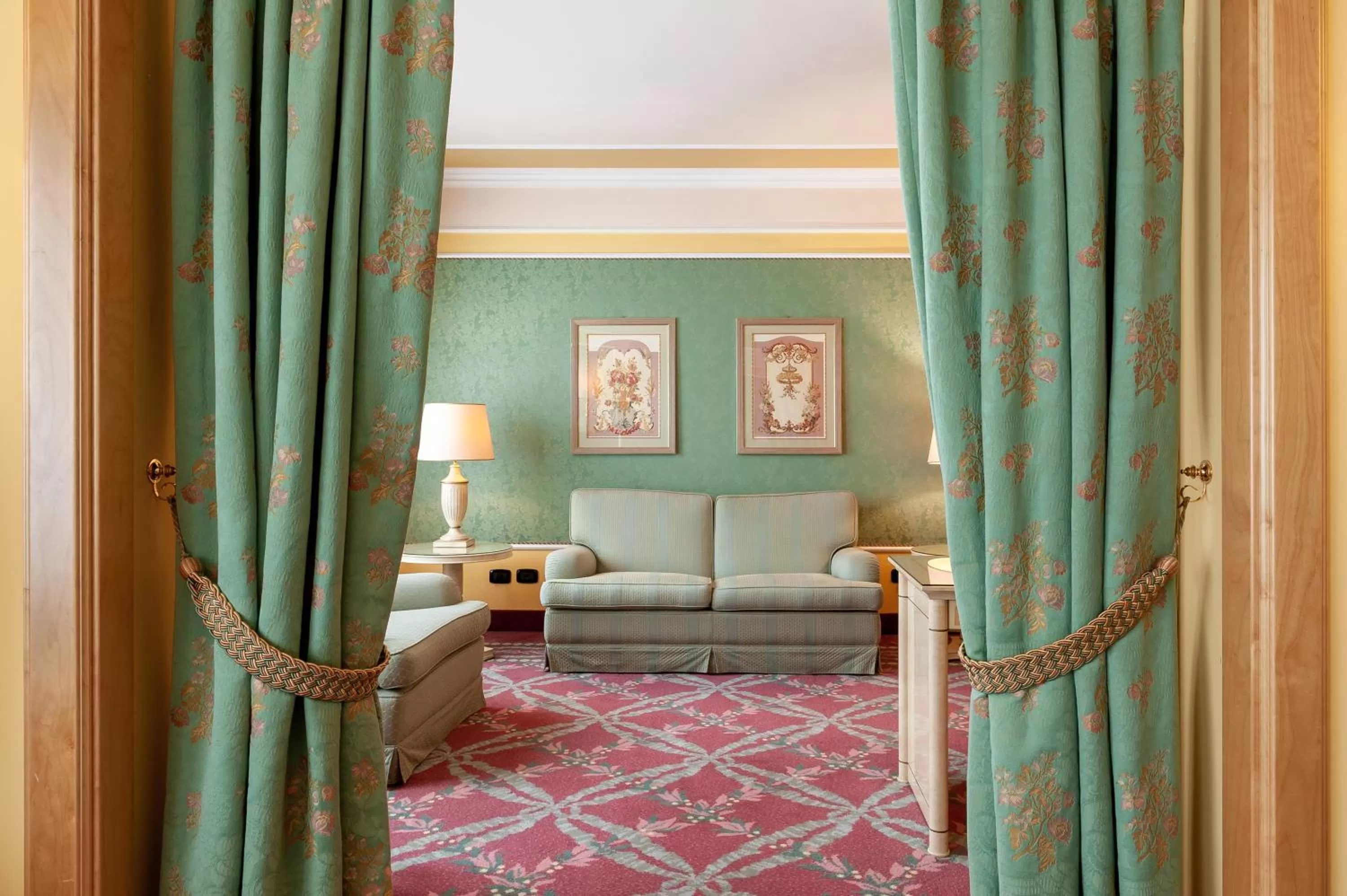 Living room in Agora' Palace Hotel