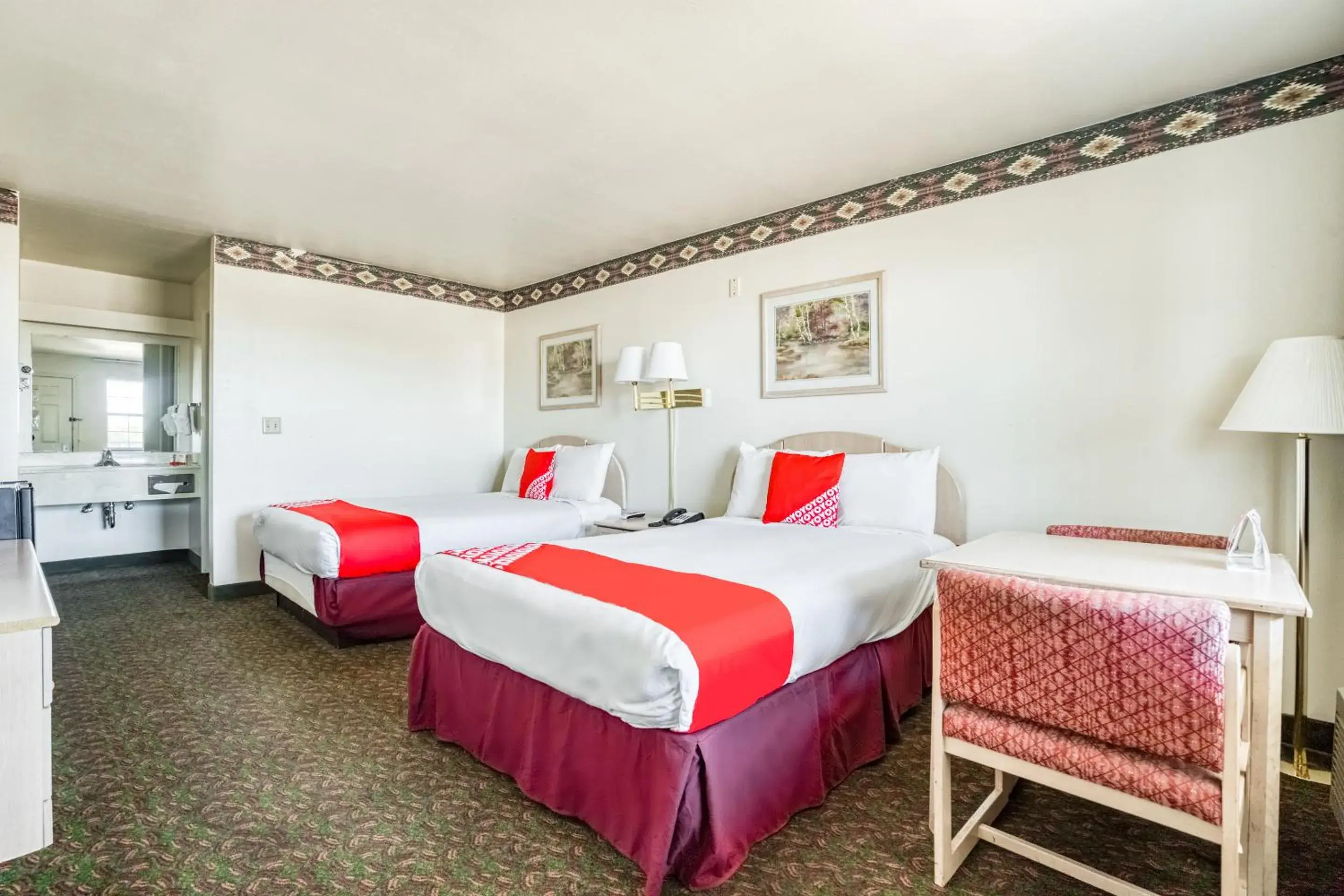 Bedroom, Bed in OYO Hotel Wichita Falls I-44 Sheppard Airforce