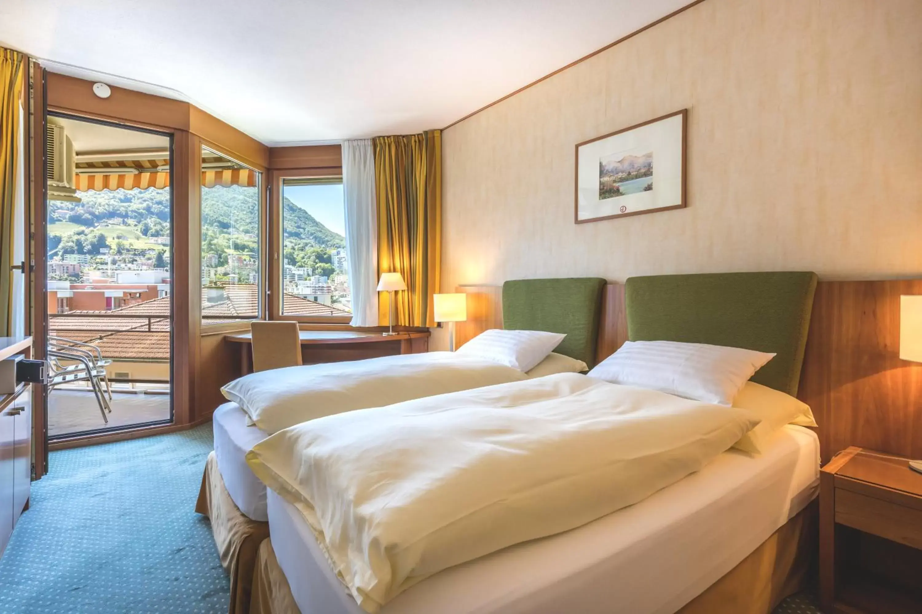 Comfort Double Room with Balcony in Hotel Delfino Lugano