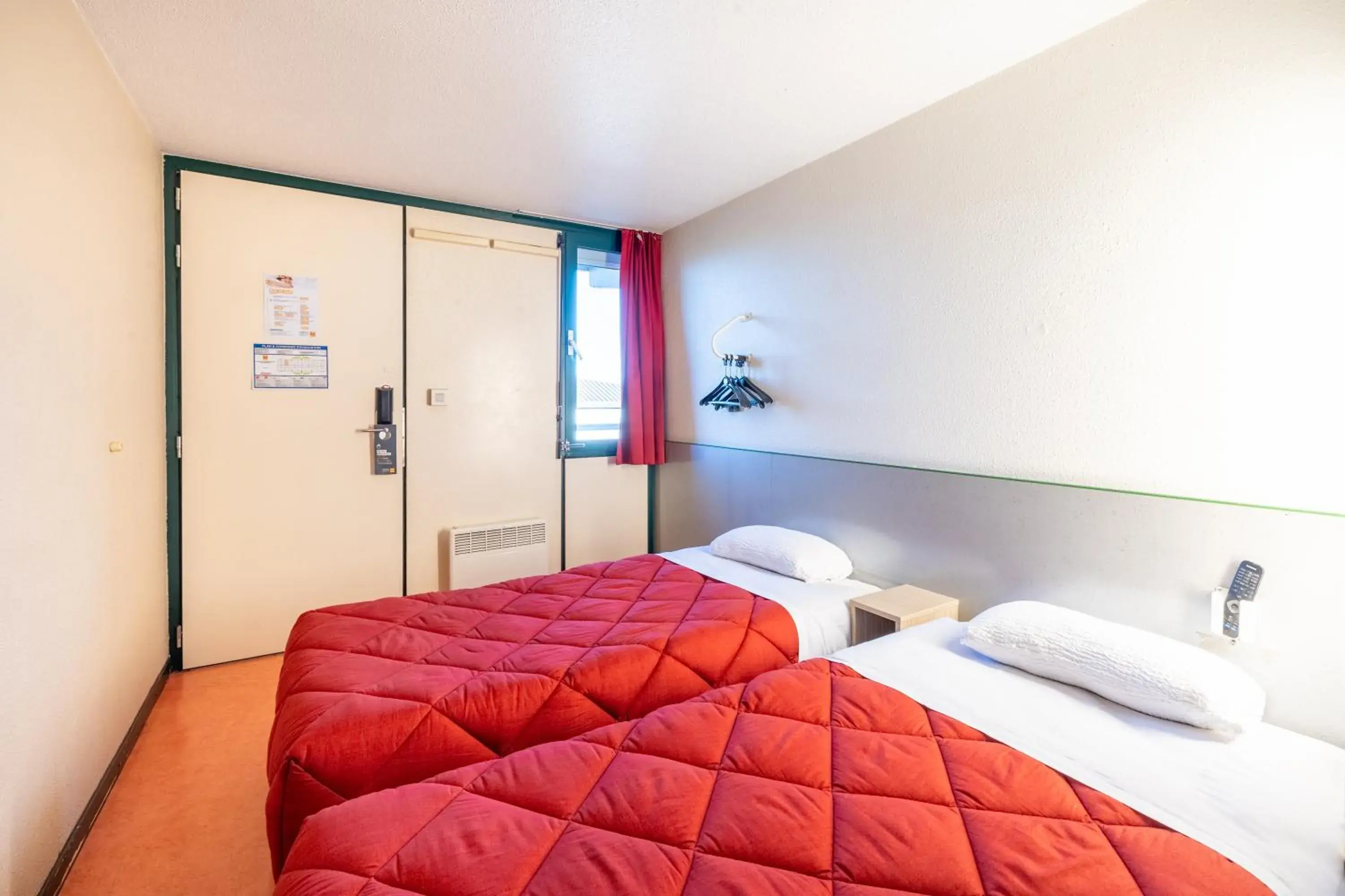 Bed in Premiere Classe Angers Beaucouzé