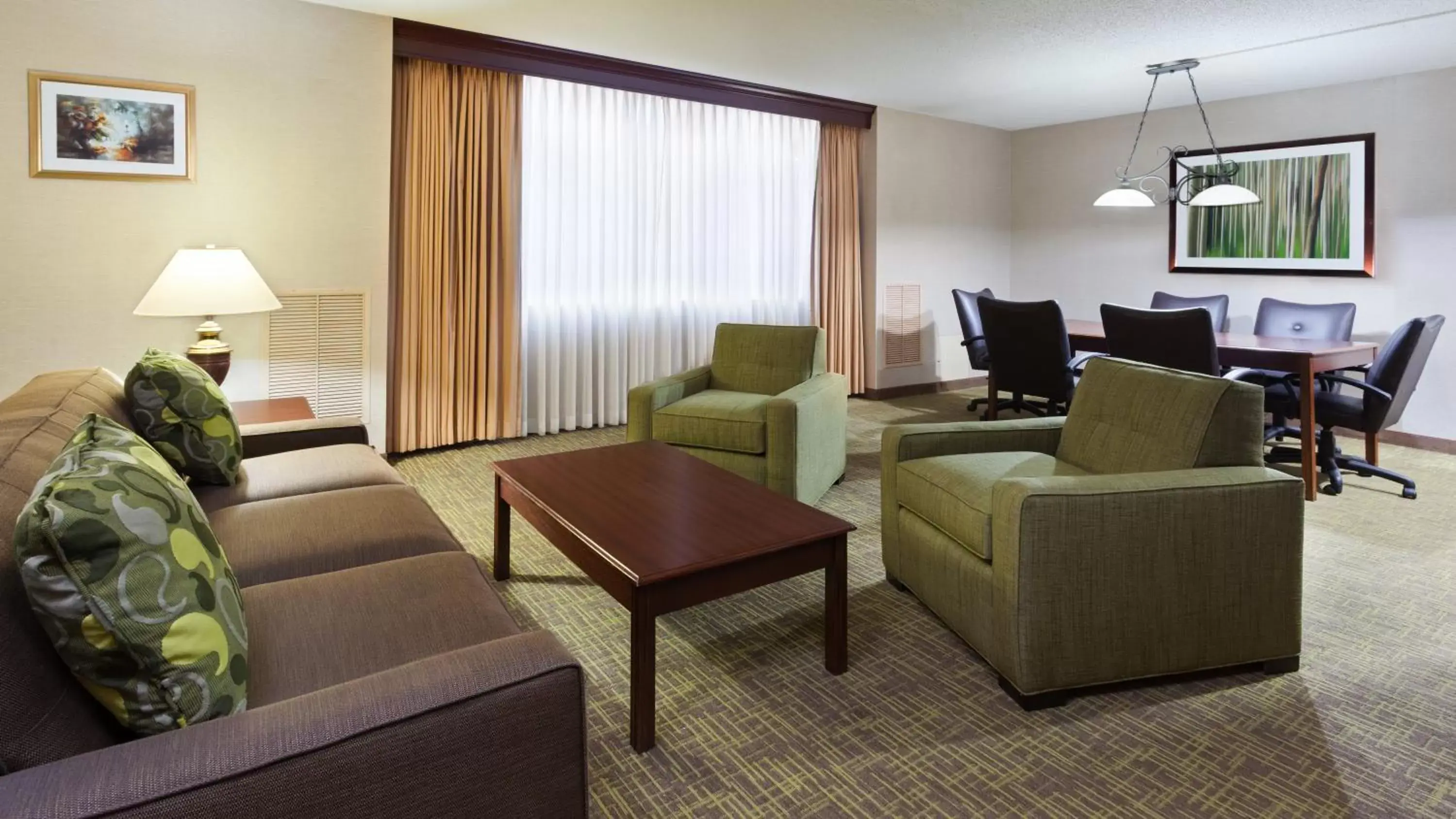 Meeting/conference room, Seating Area in Holiday Inn Cincinnati Airport, an IHG Hotel