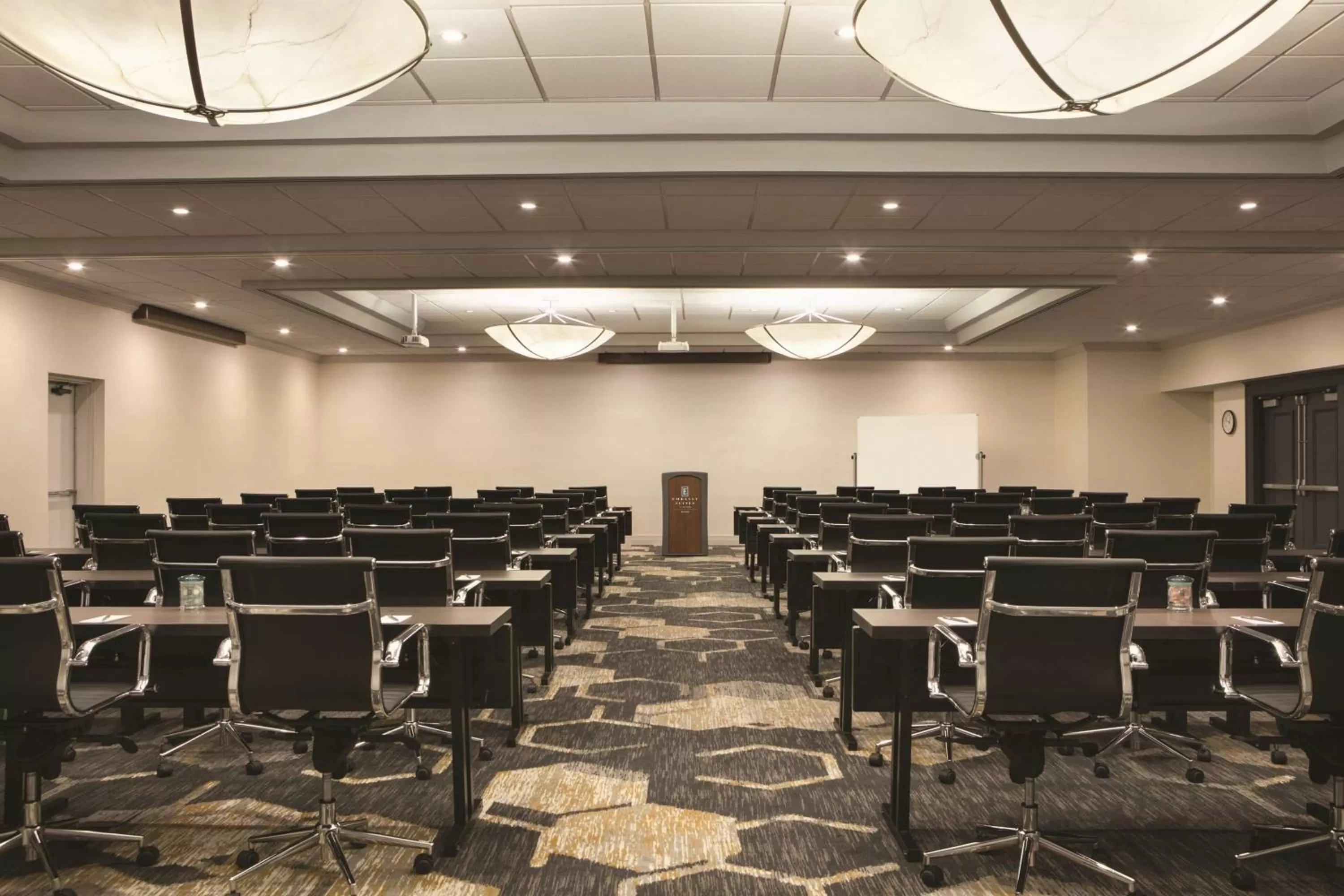 Meeting/conference room in Embassy Suites by Hilton Richmond