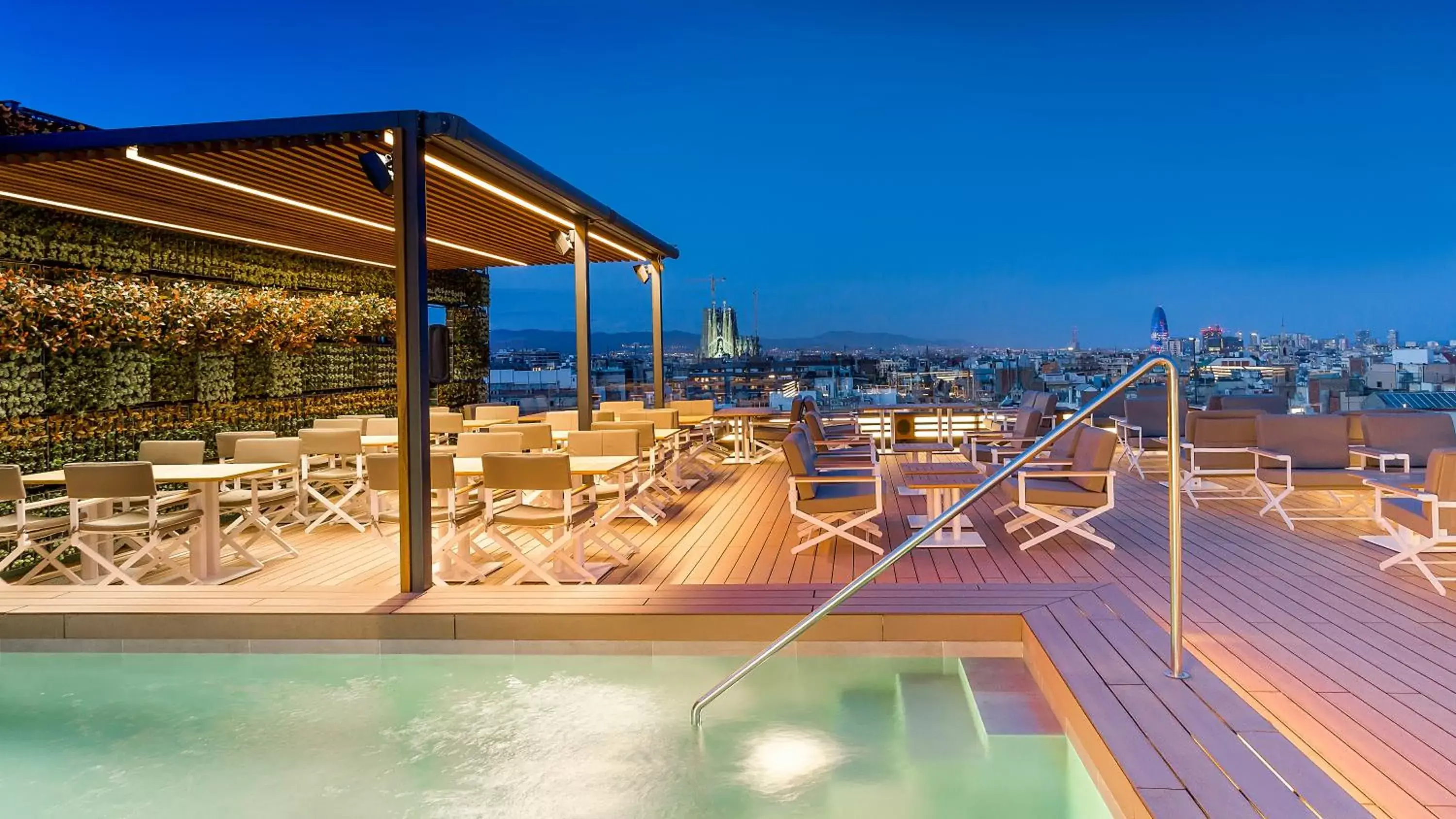 Balcony/Terrace, Swimming Pool in Majestic Hotel & Spa Barcelona GL