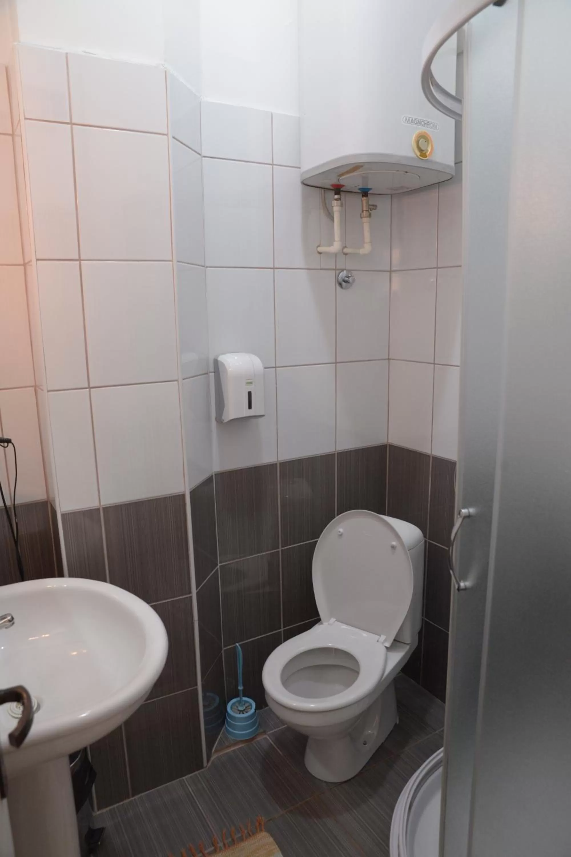 Guest House GOLDEN COIN