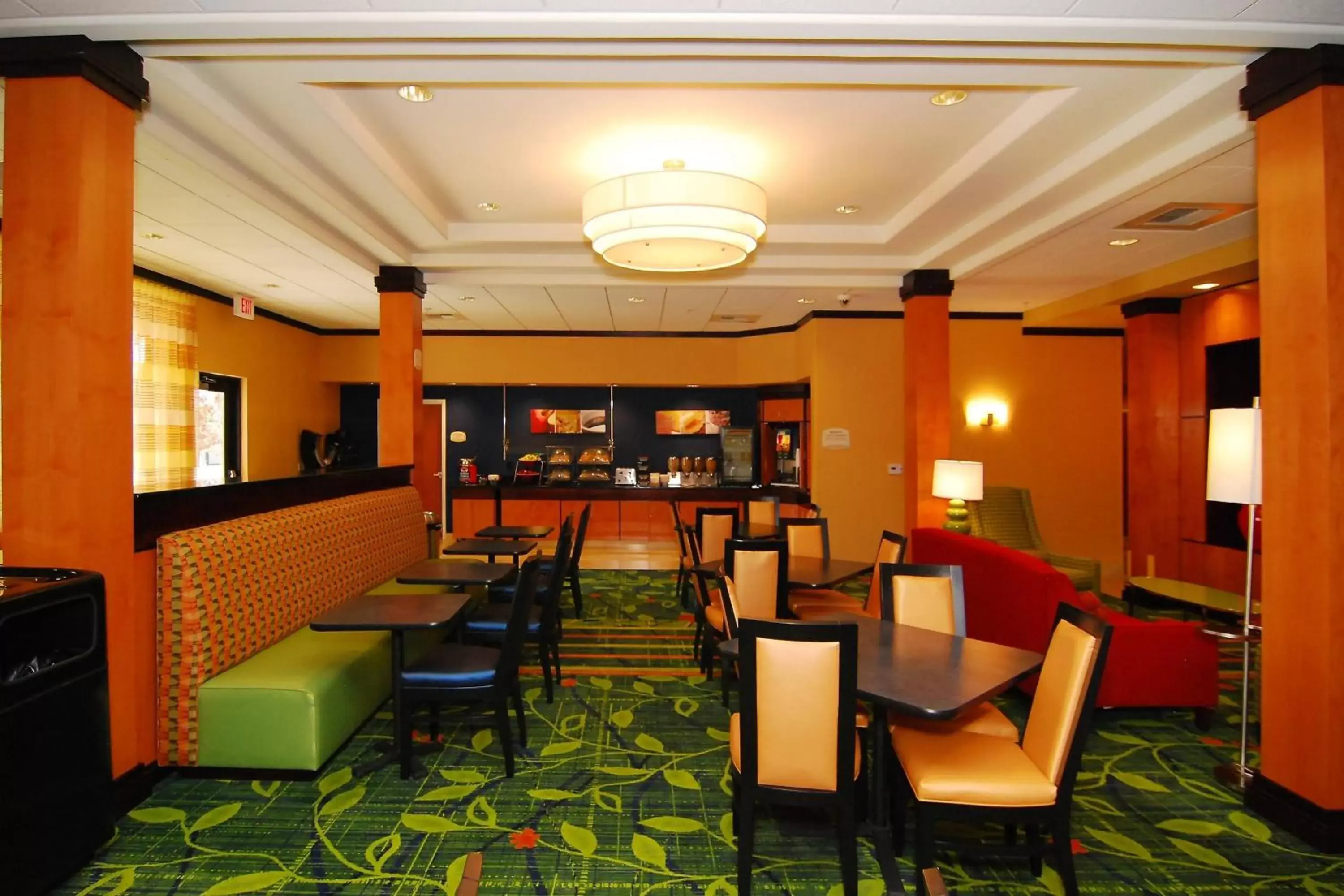 Breakfast, Restaurant/Places to Eat in Fairfield Inn & Suites Tehachapi