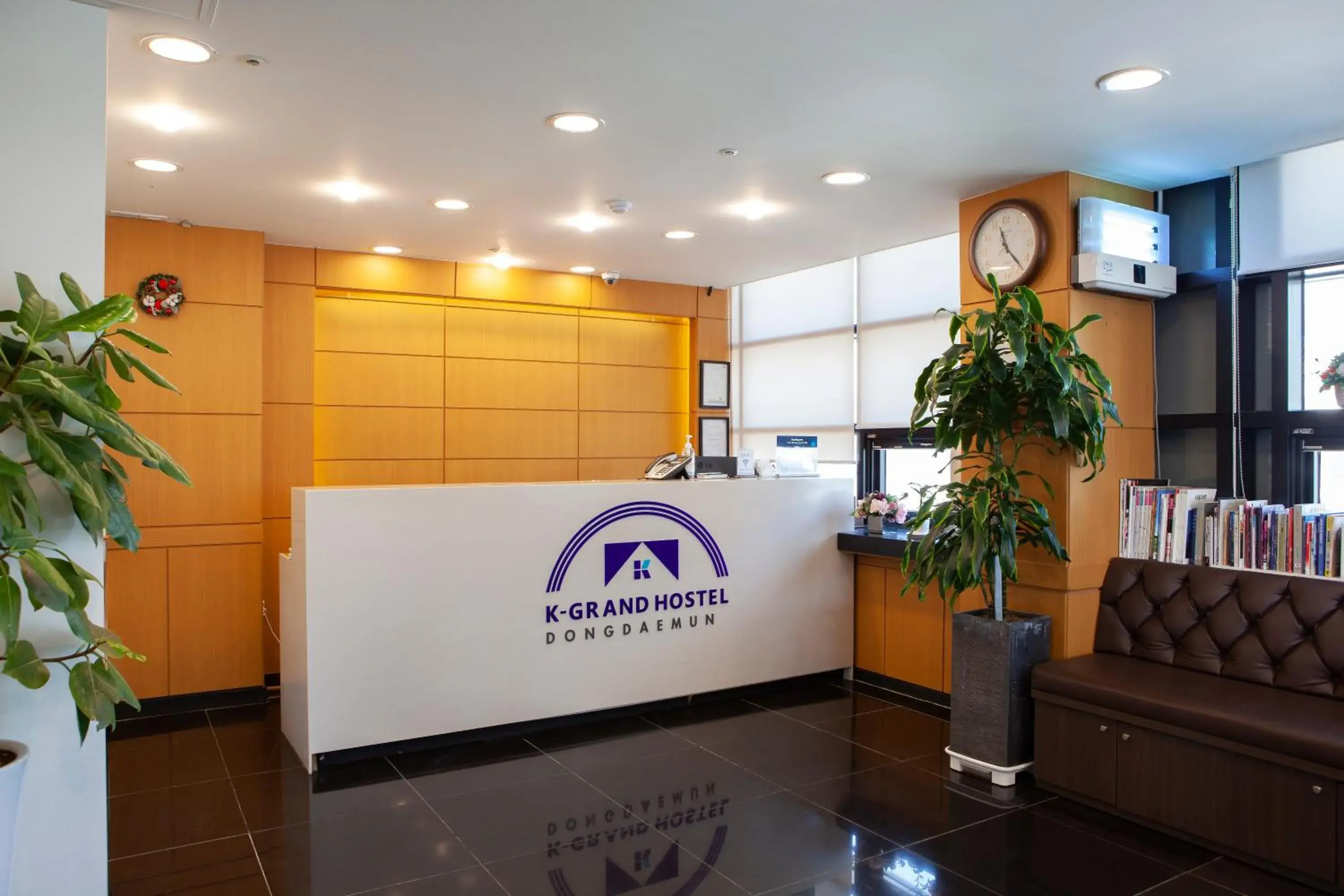 Lobby or reception in K-Grand Hostel Dongdaemun Lobby or reception in K-Grand Hostel Dongdaemun