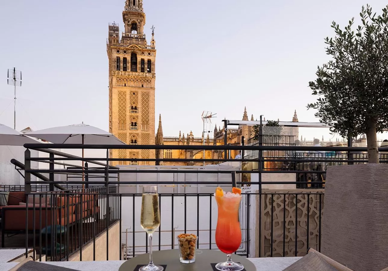 Balcony/Terrace in EME Catedral Mercer Hotel