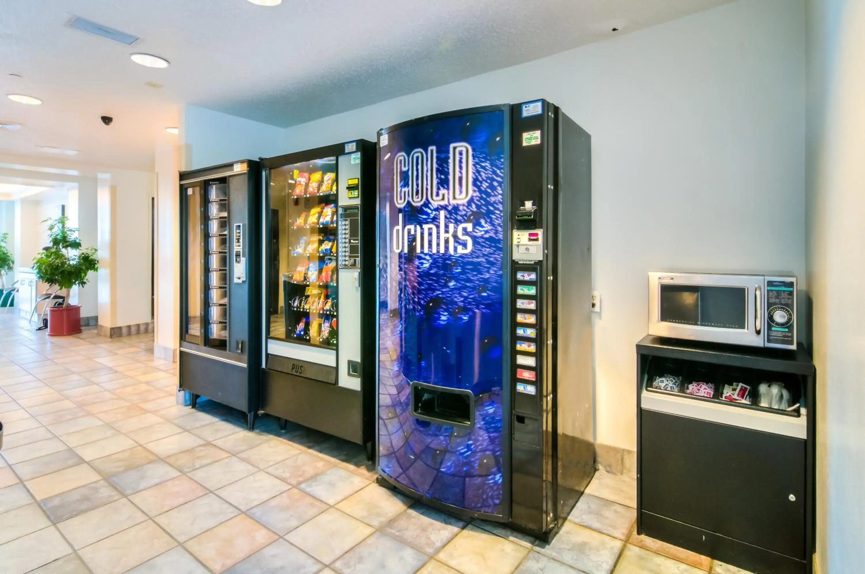 Food and drinks in Motel 6 Joliet, IL - Chicago - I-55