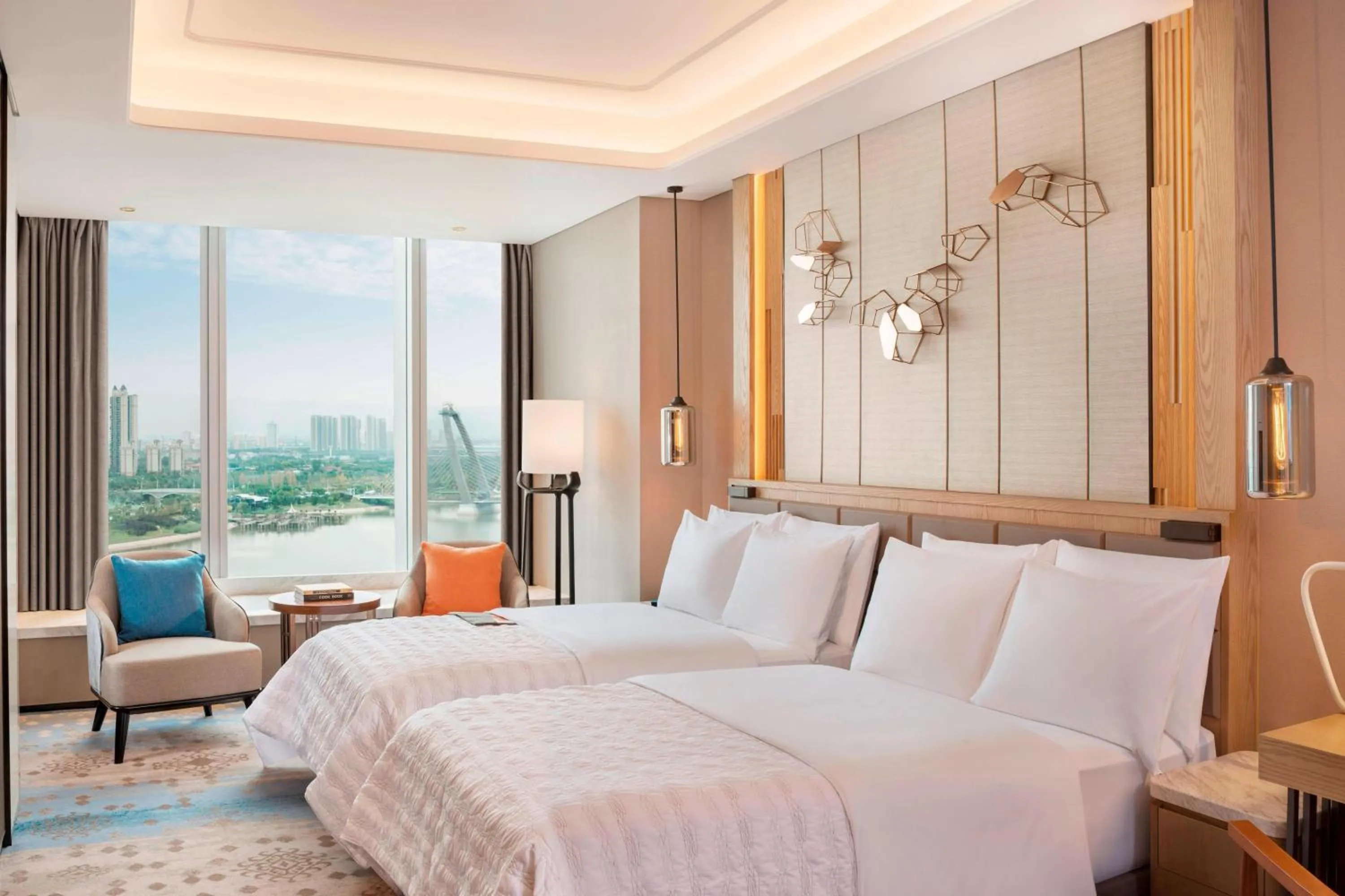 Photo of the whole room, Bed in Le Meridien Xi'an Chanba