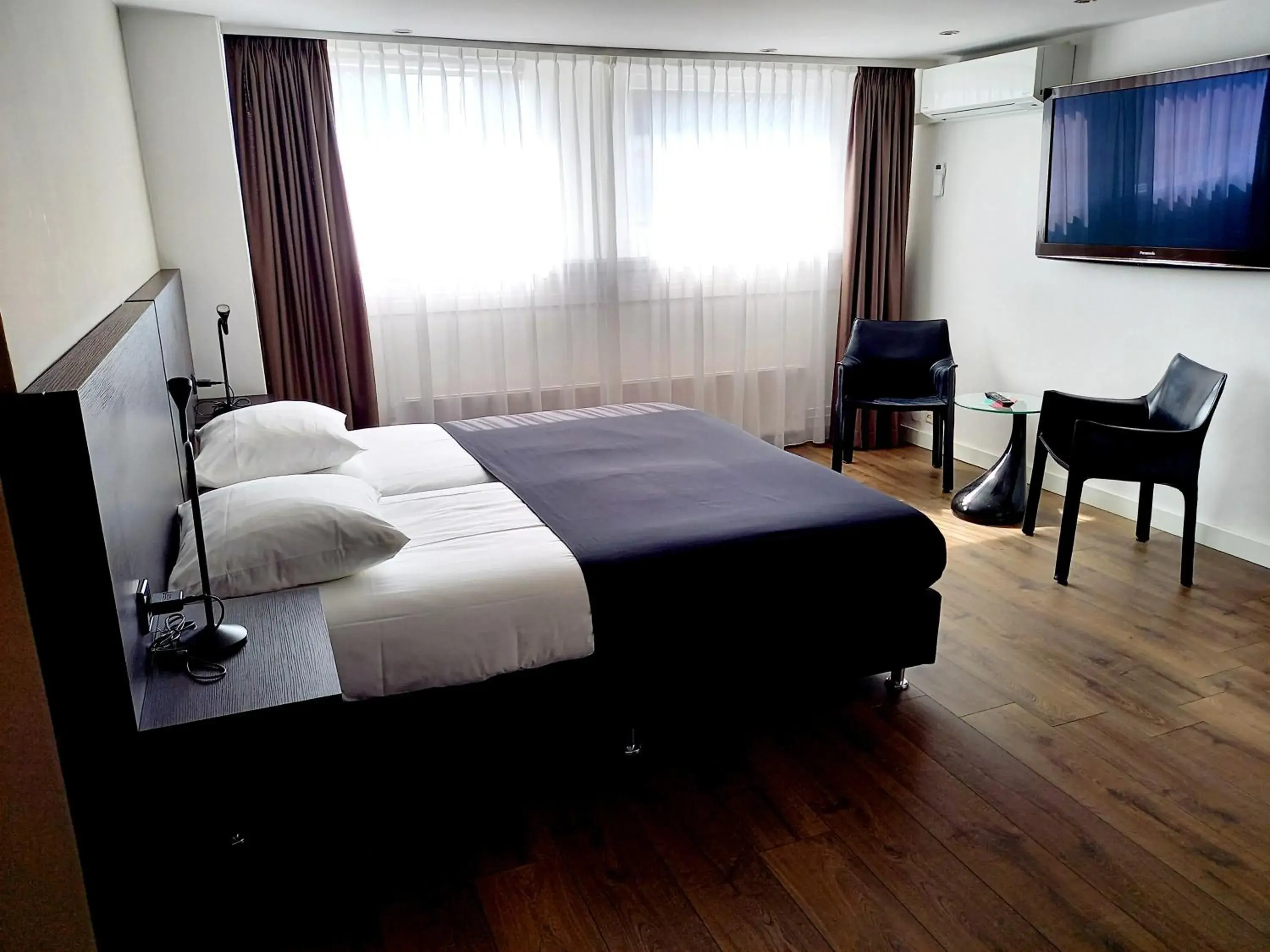 Bed in City Hotel Bergen op Zoom