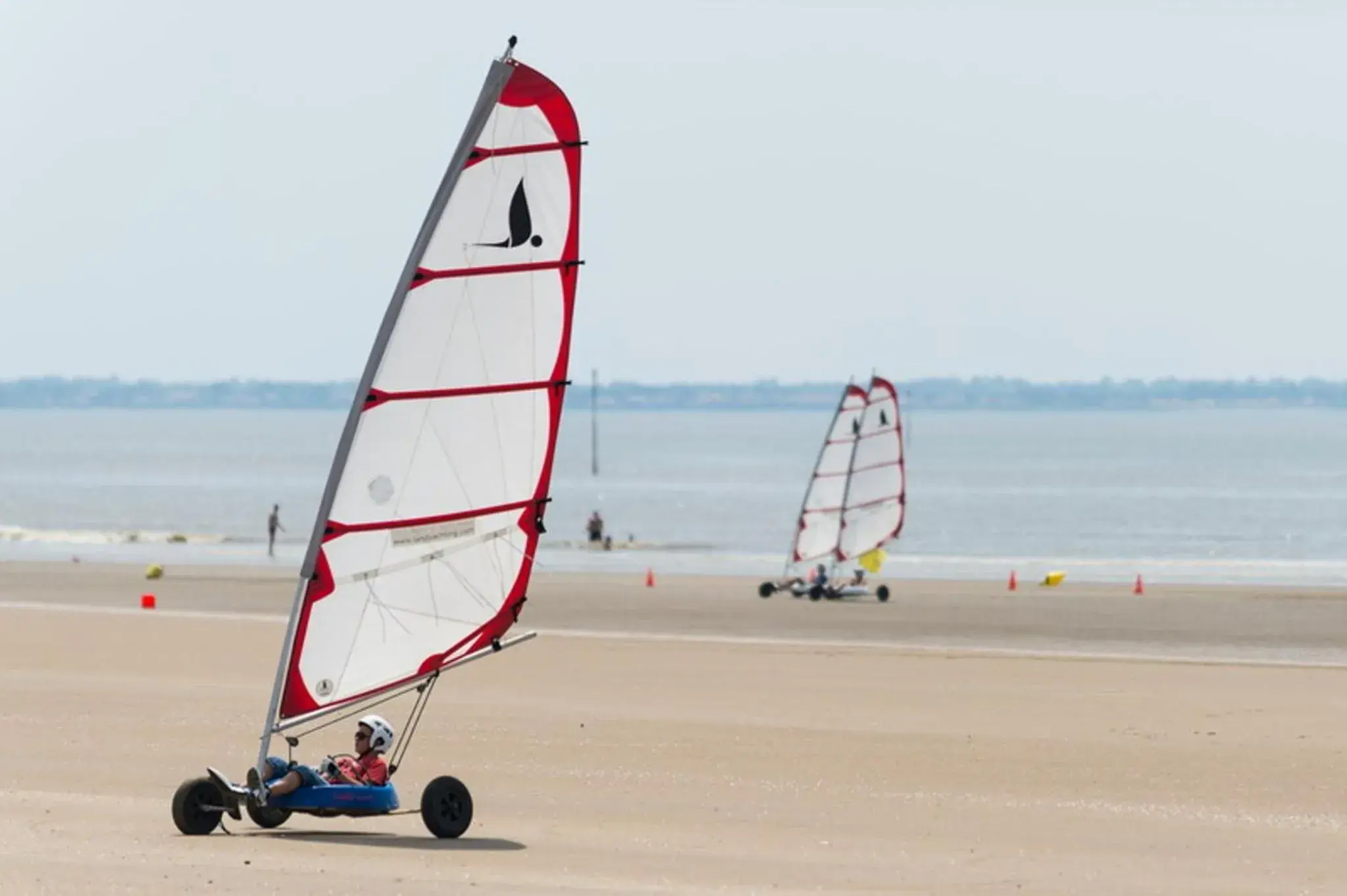 Beach, Windsurfing in Hôtel Spa du Beryl