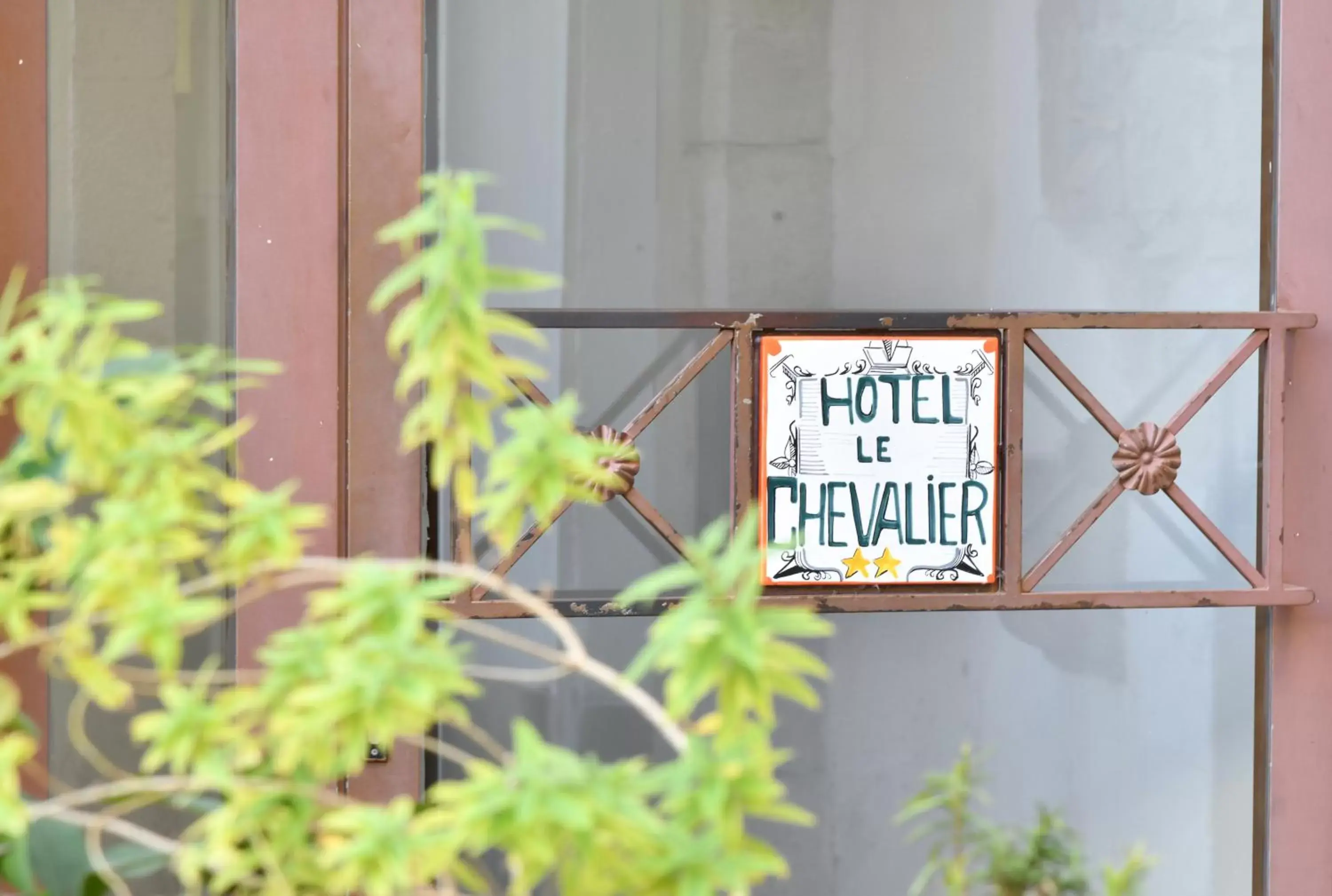 Facade/entrance in Hotel Le Chevalier