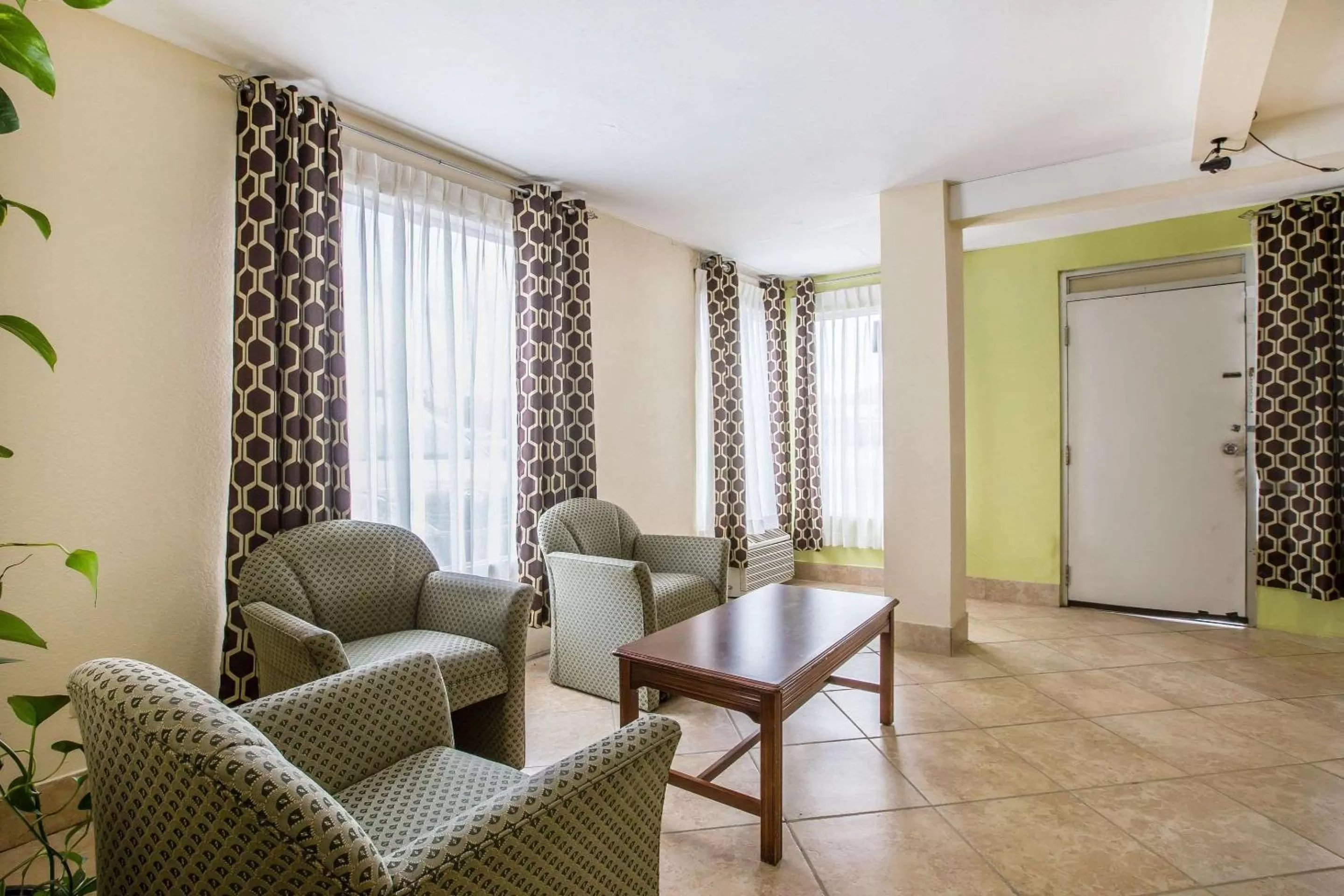 Lobby or reception in Rodeway Inn