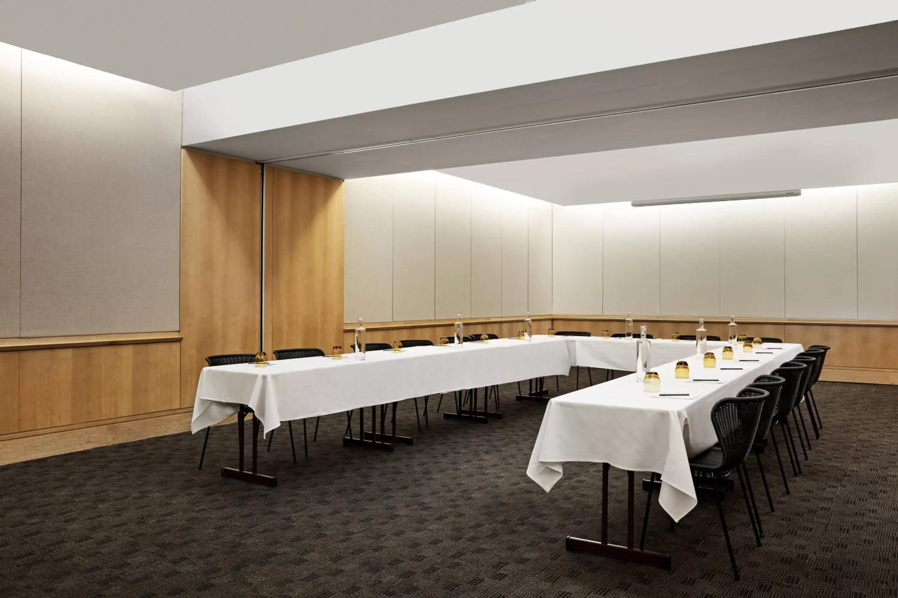 Meeting/conference room in Courtyard by Marriott Sydney-North Ryde