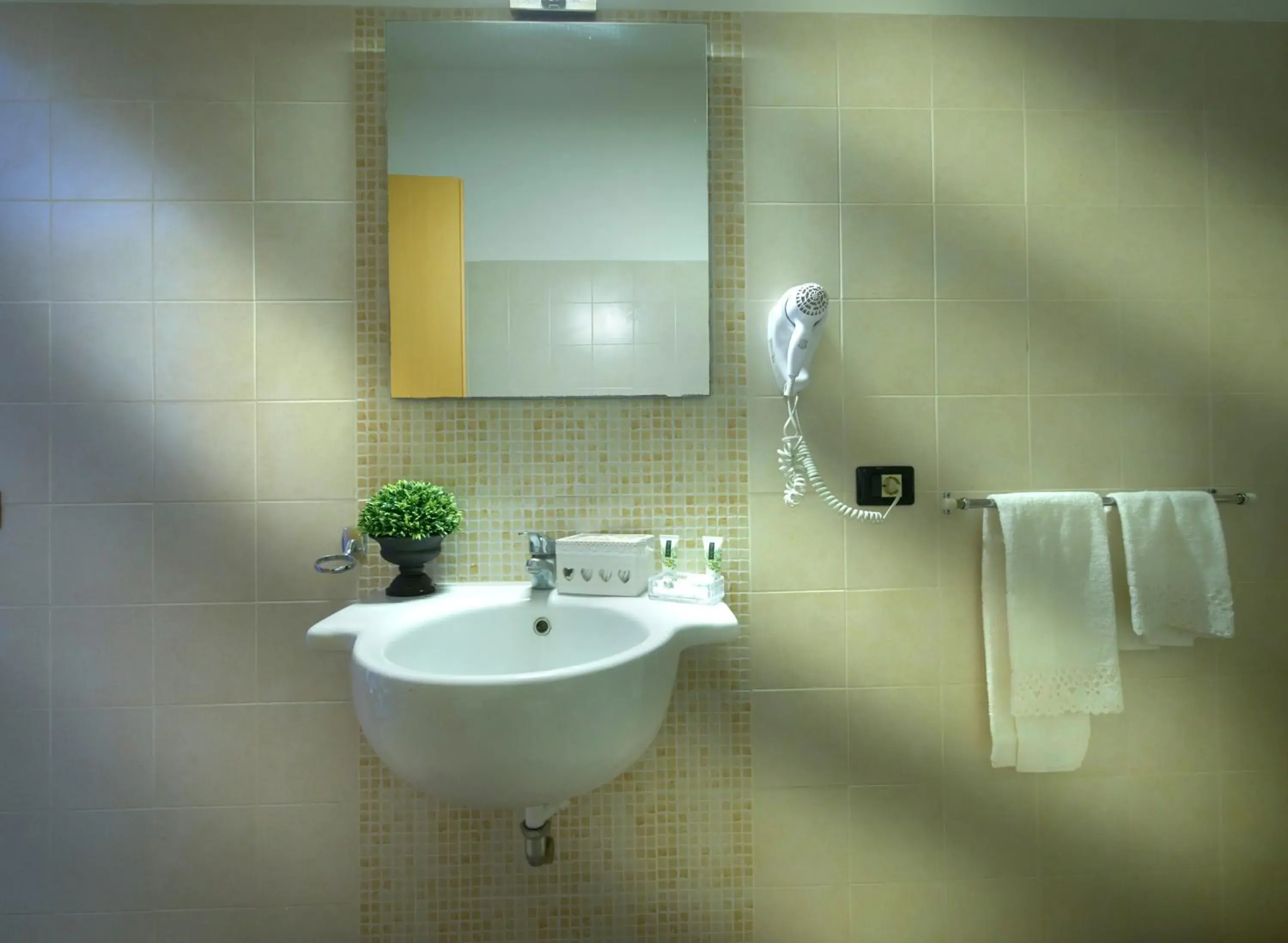 Bathroom in Santuzza Hotel Catania