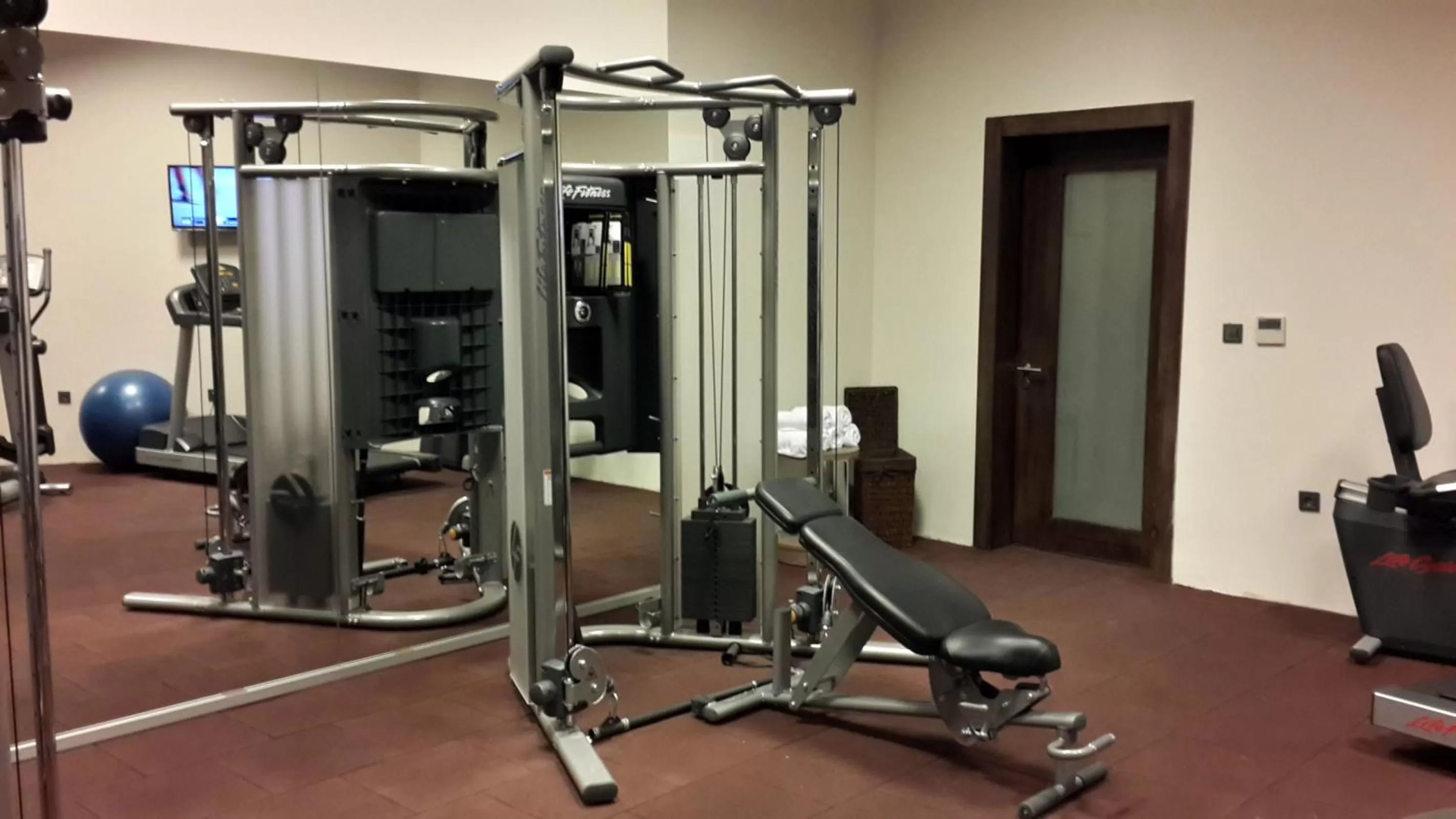 Fitness centre/facilities in Ramada Plaza By Wyndham Izmir