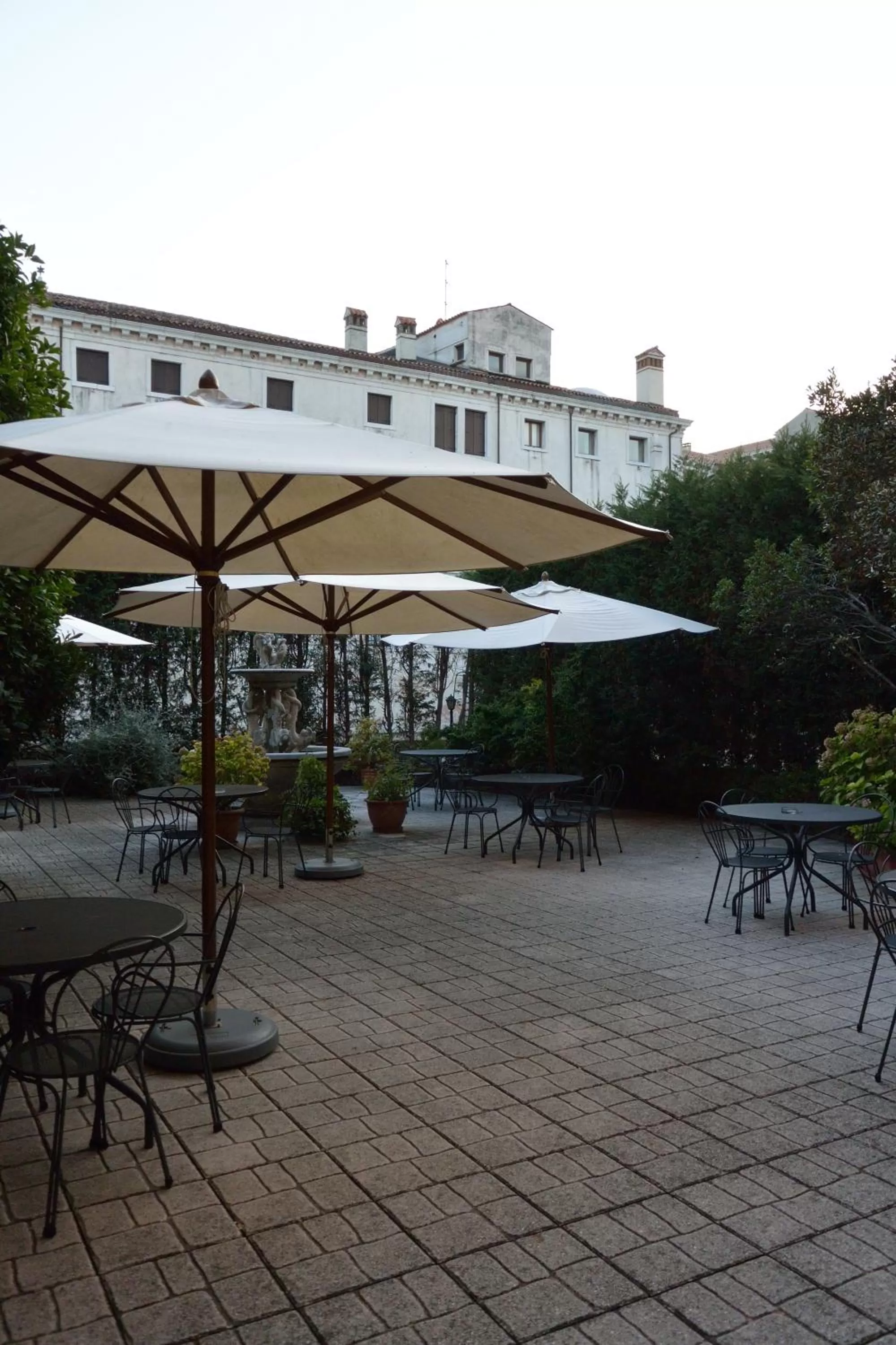 Facade/entrance in Hotel Belle Arti