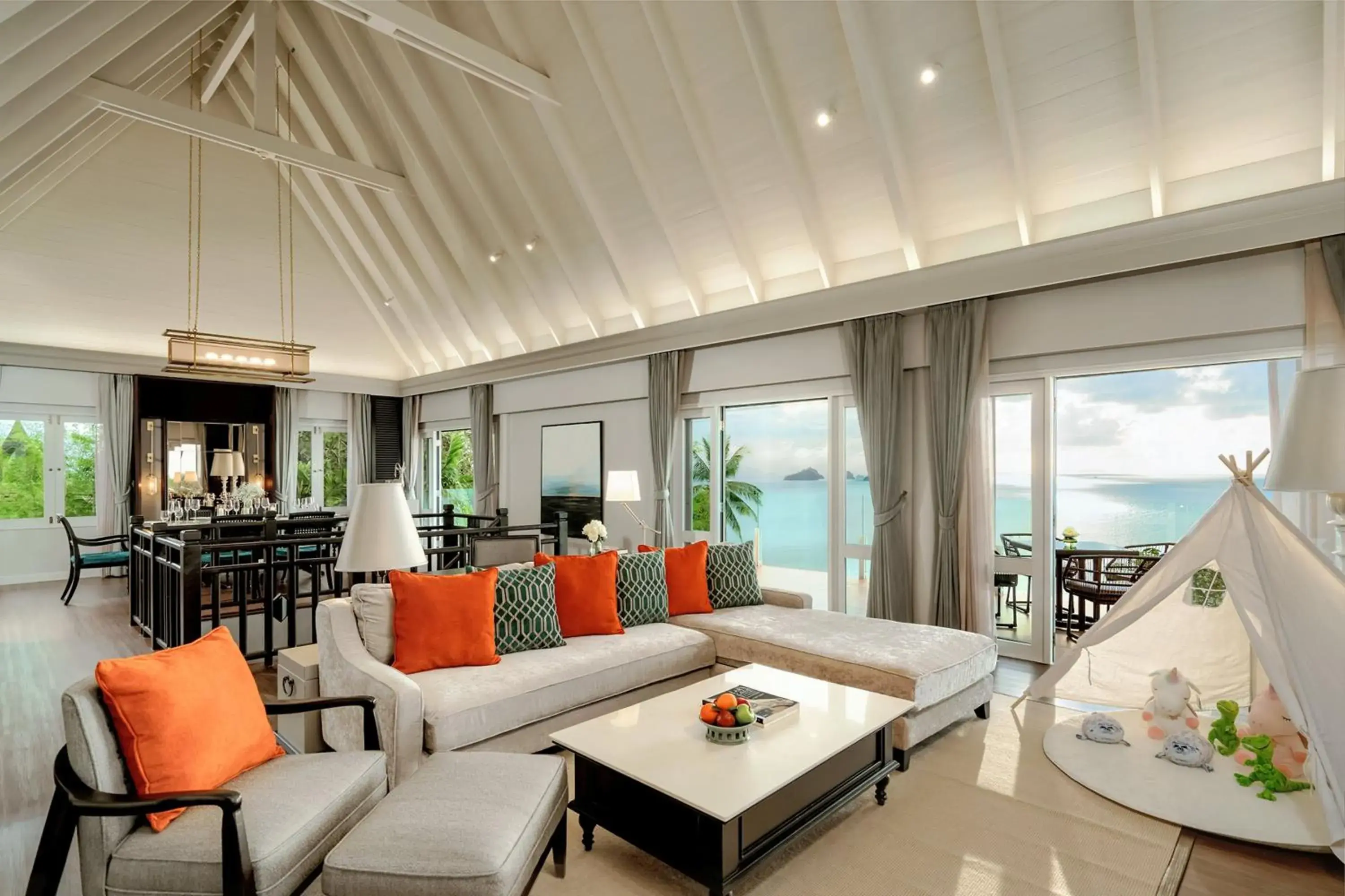 Photo of the whole room, Seating Area in InterContinental Koh Samui Resort, an IHG Hotel