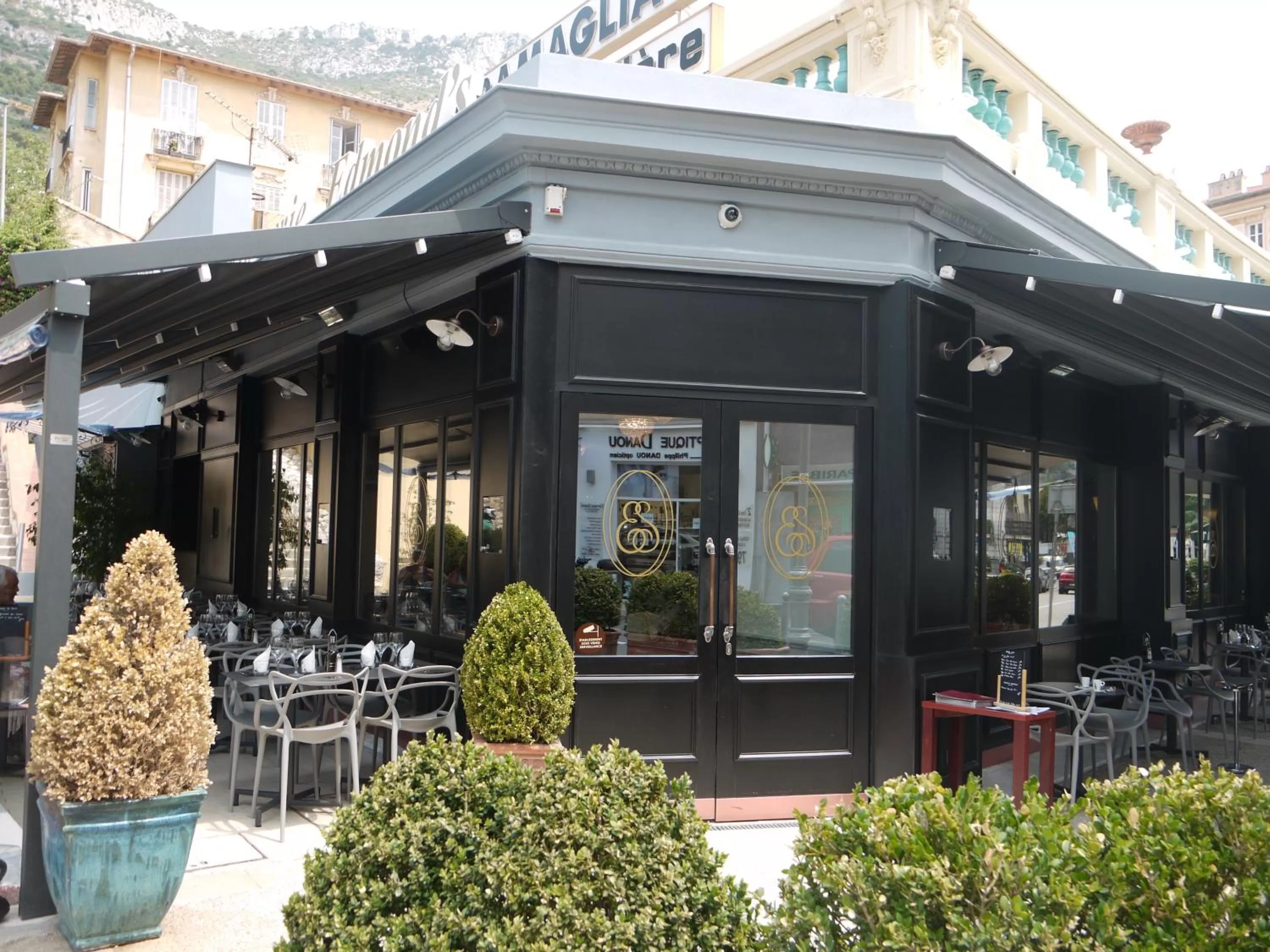 Facade/entrance in Hotel Restaurant Edmond's