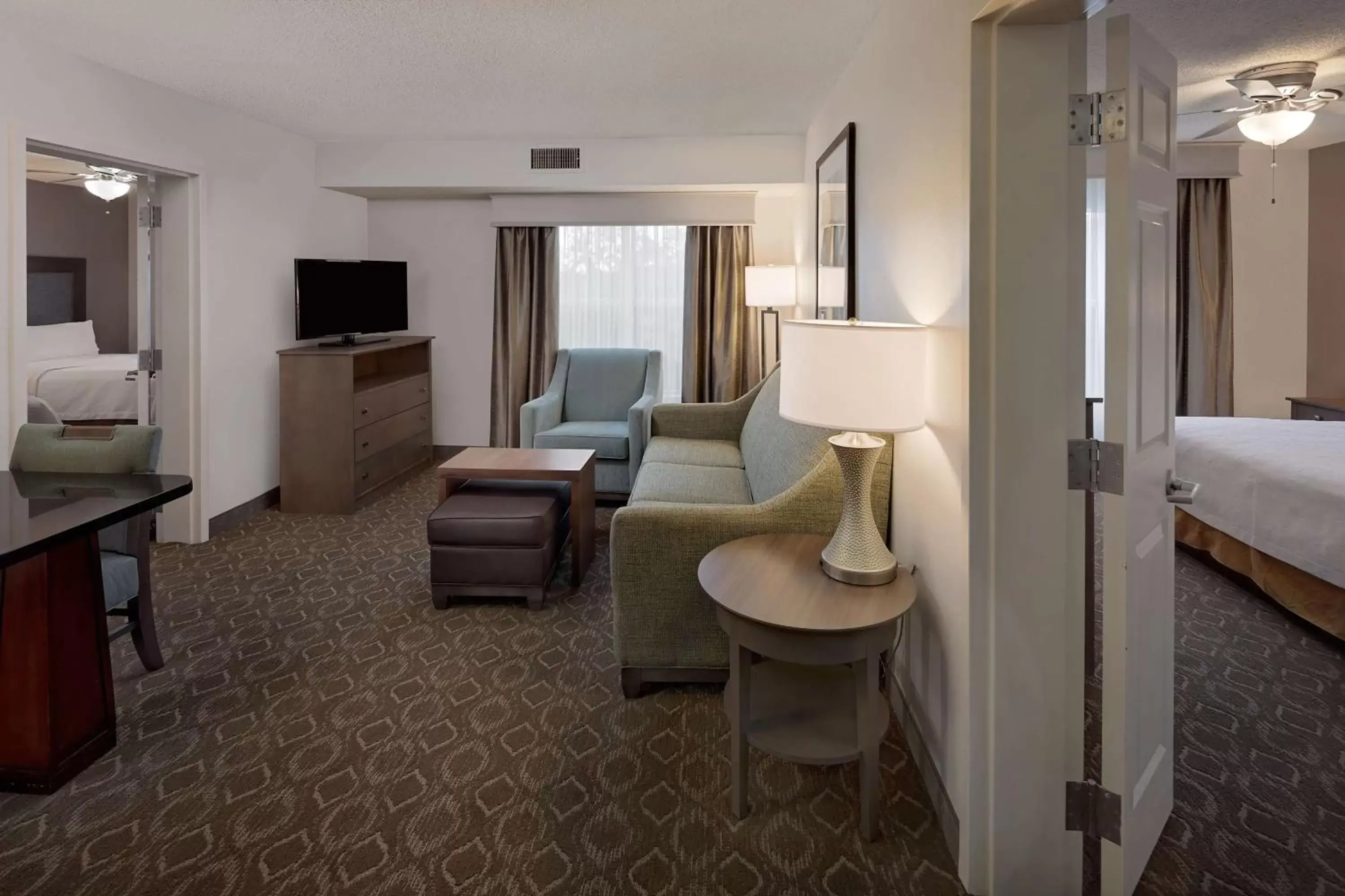 Bedroom, Seating Area in Homewood Suites by Hilton Orlando North Maitland
