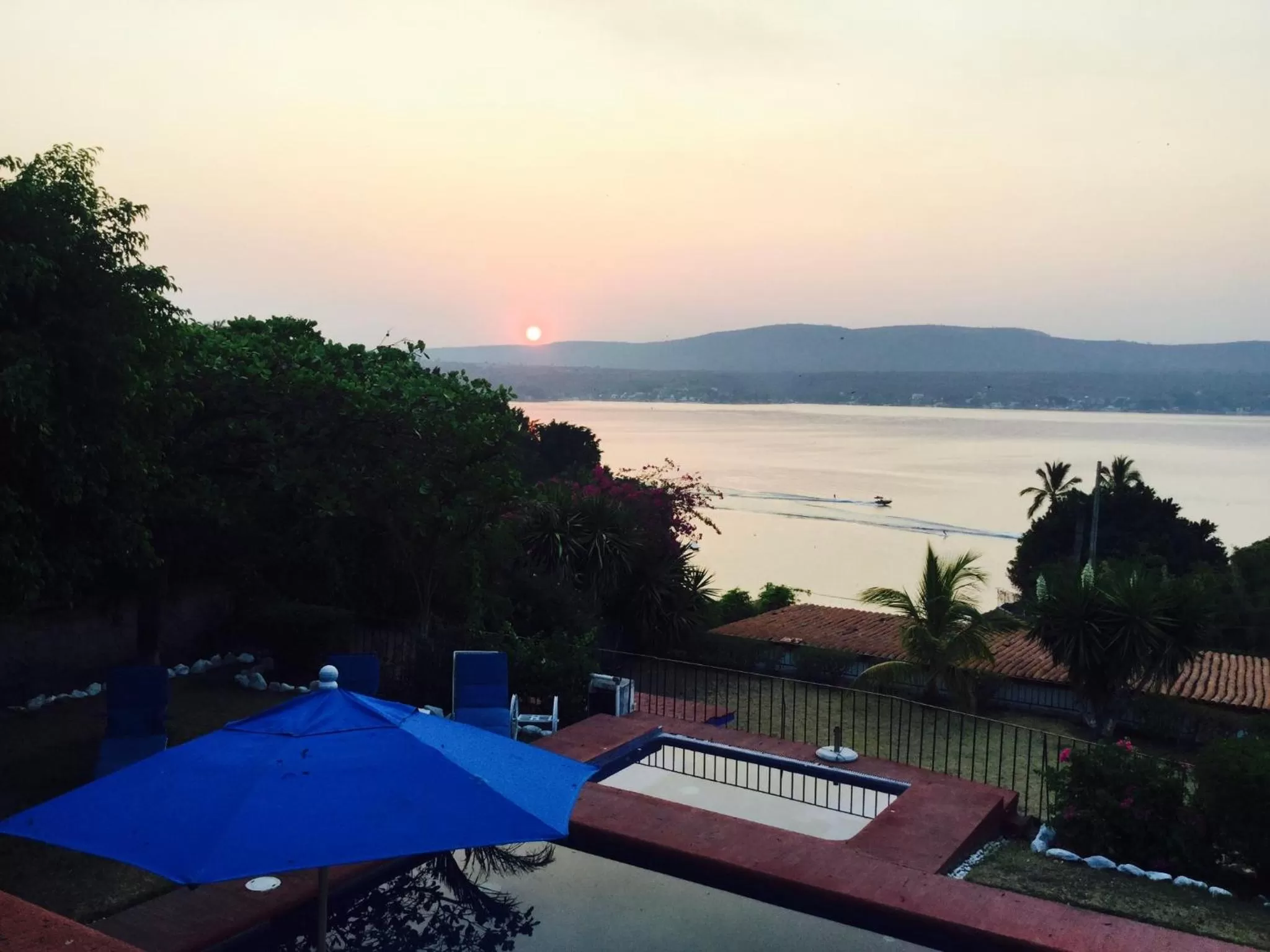 Swimming pool in La Casa de los Globos