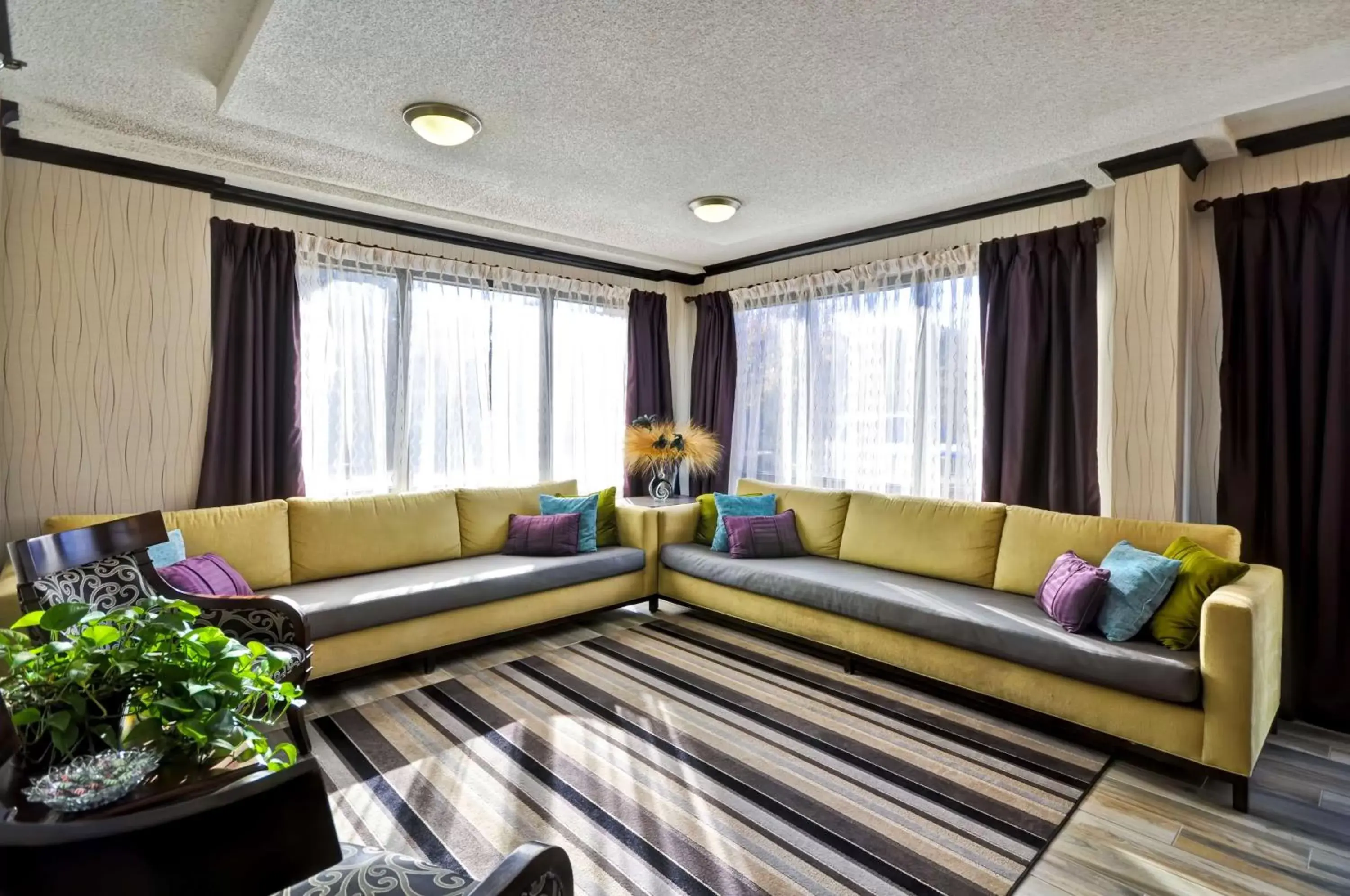 Lobby or reception, Seating Area in Hampton Inn Kansas City - Airport