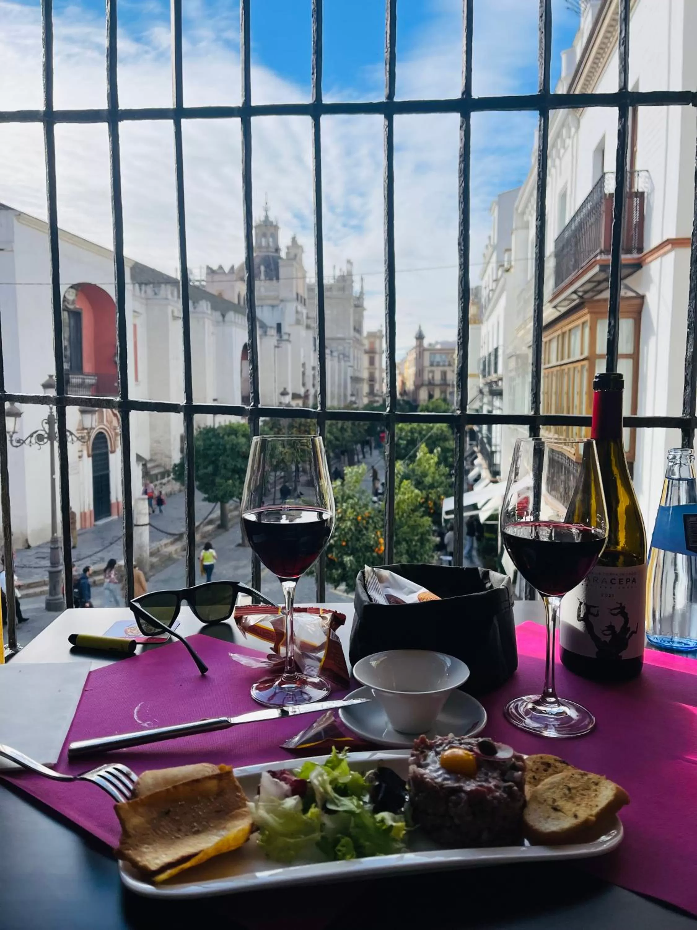 Restaurant/places to eat in Casa ART Sevilla