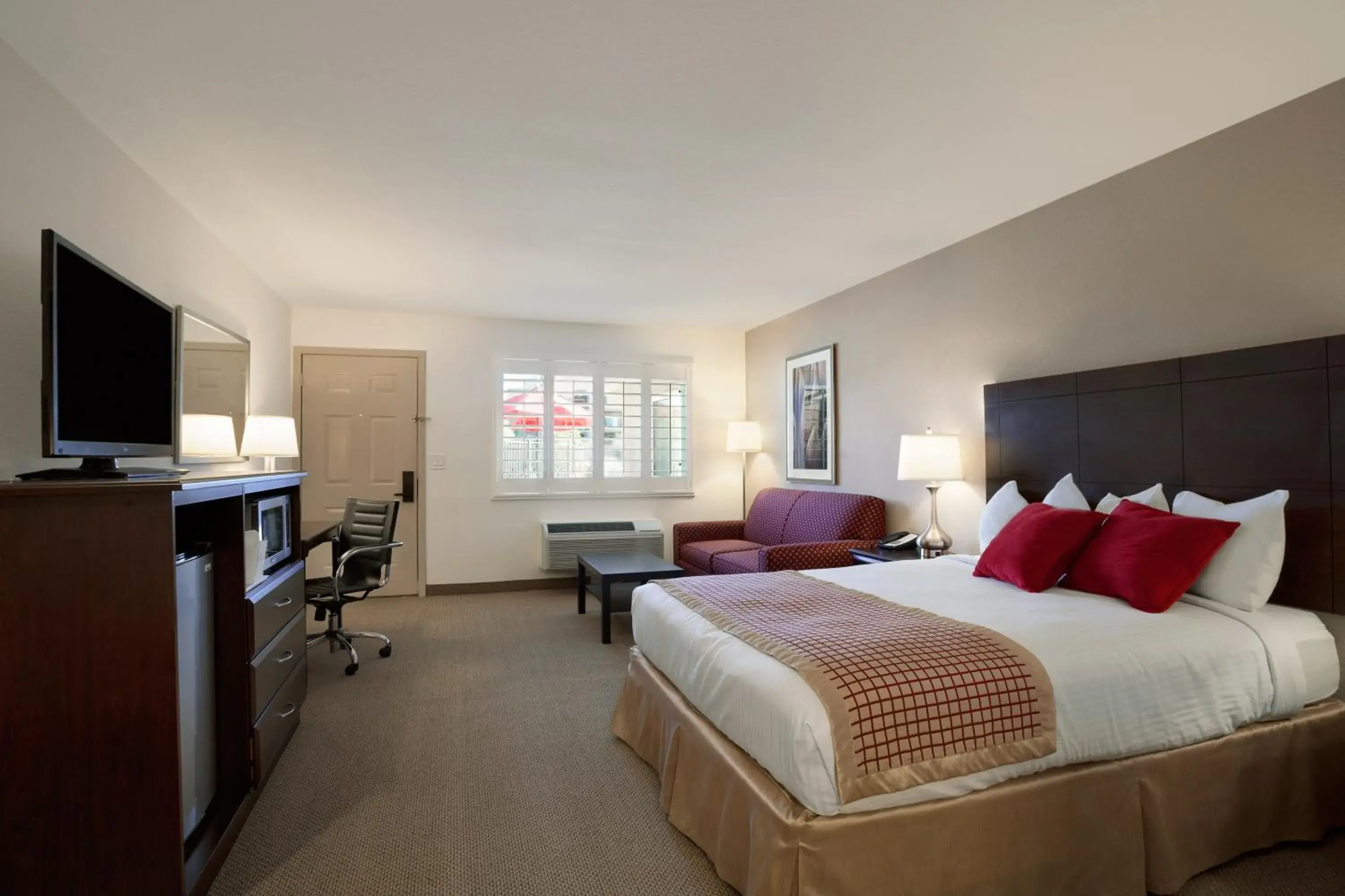 Photo of the whole room, Bed in Infinity Inn & Suites Photo of the whole room, Bed in Infinity Inn & Suites