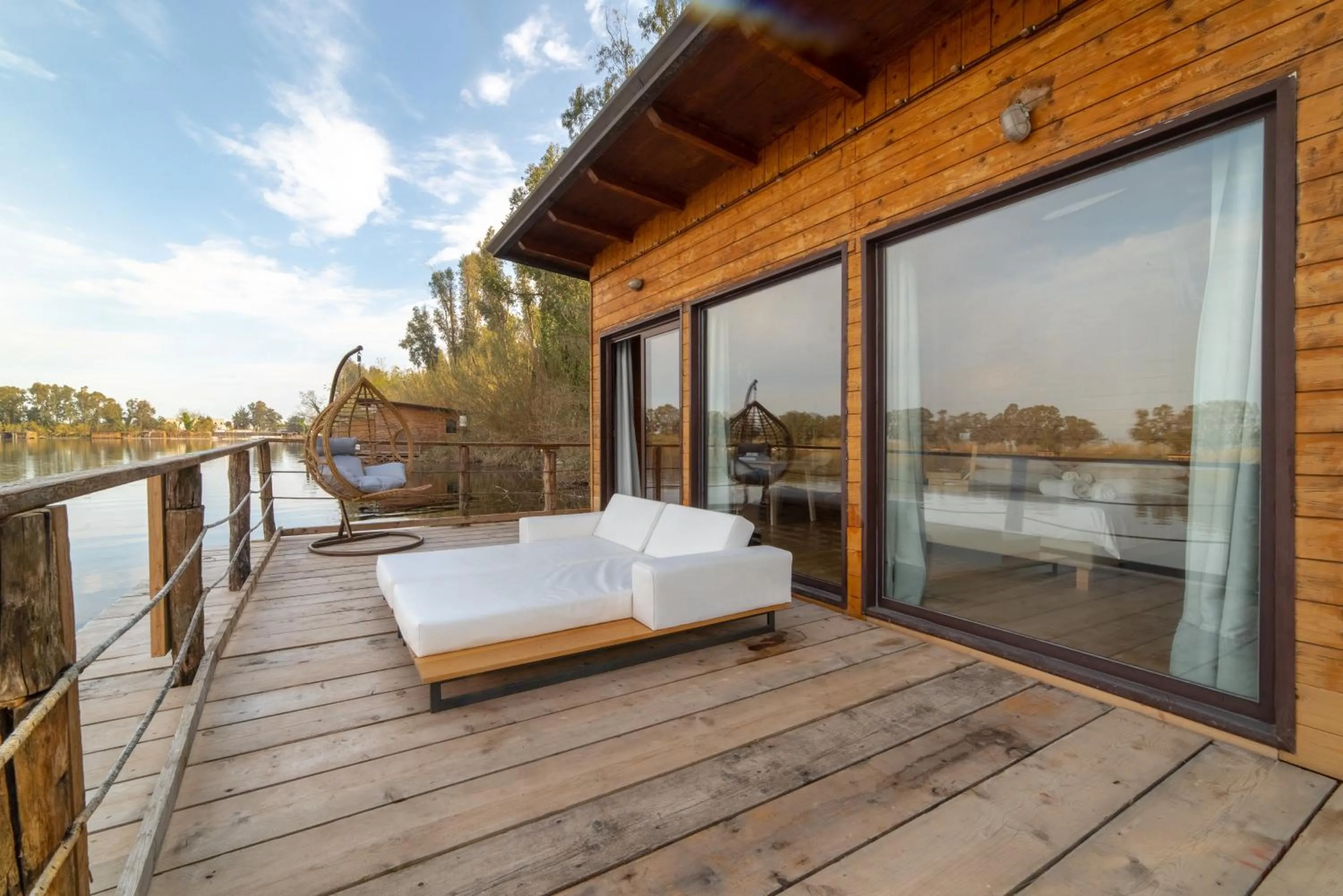 Patio in Plana Resort & SPA