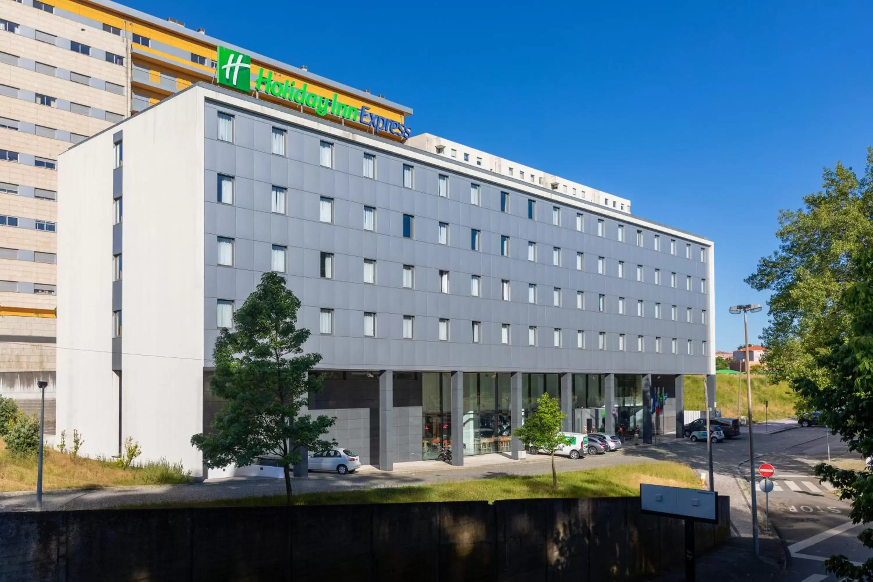 Property building in Holiday Inn Express Porto Exponor, an IHG Hotel