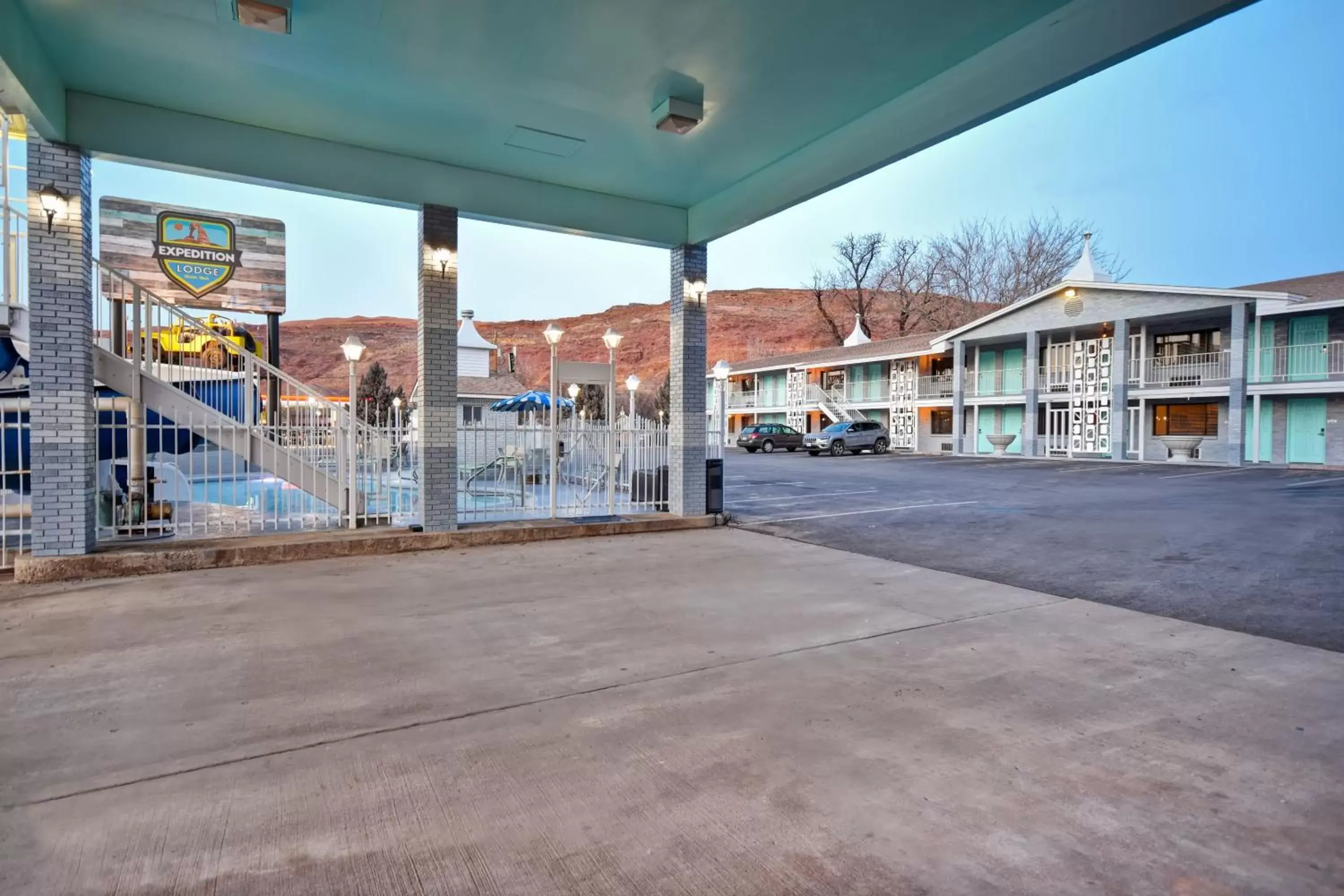 Property building in Expedition Lodge Moab Arches National Park Property building in Expedition Lodge Moab Arches National Park