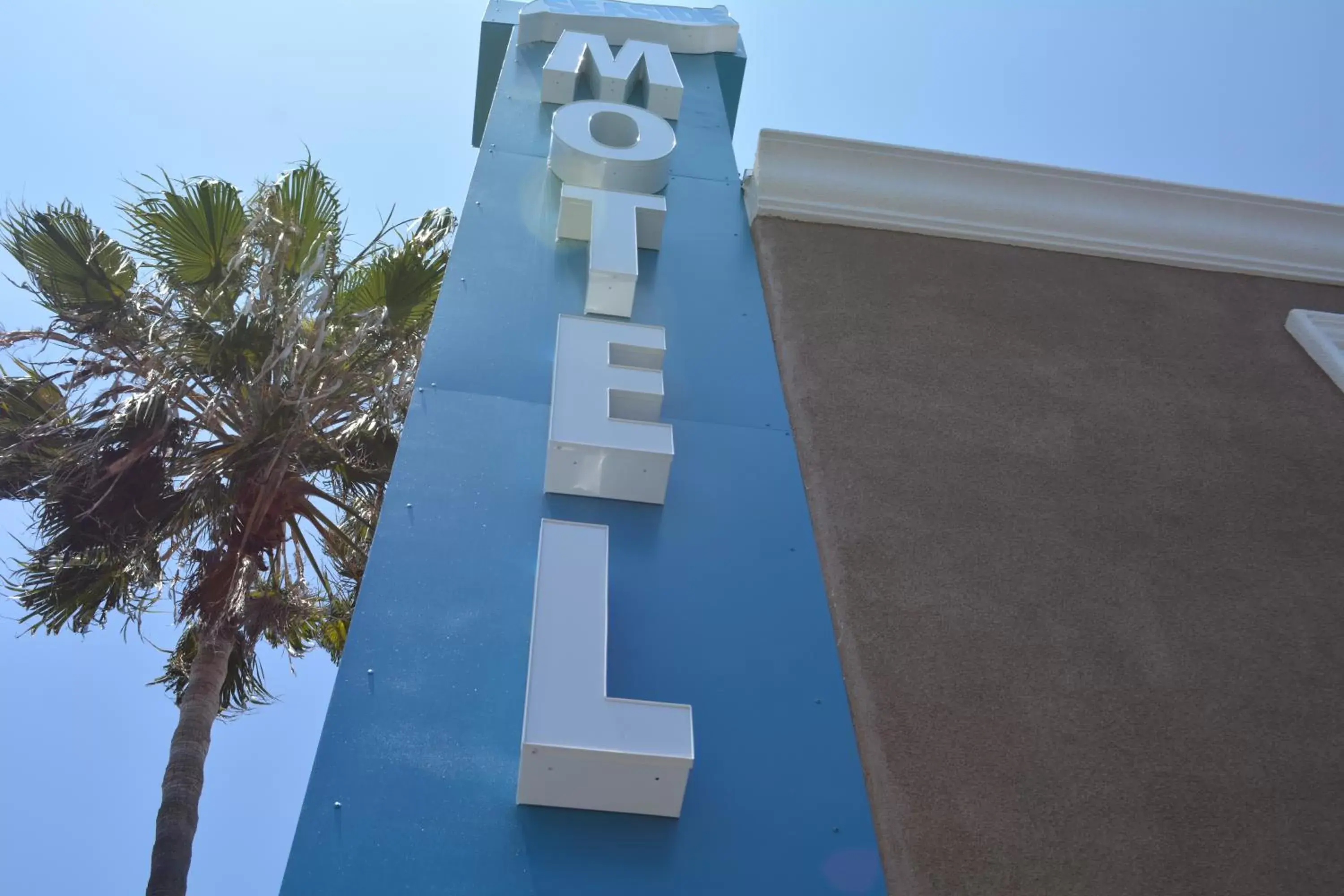 Facade/entrance, Property Building in Seaside Motel