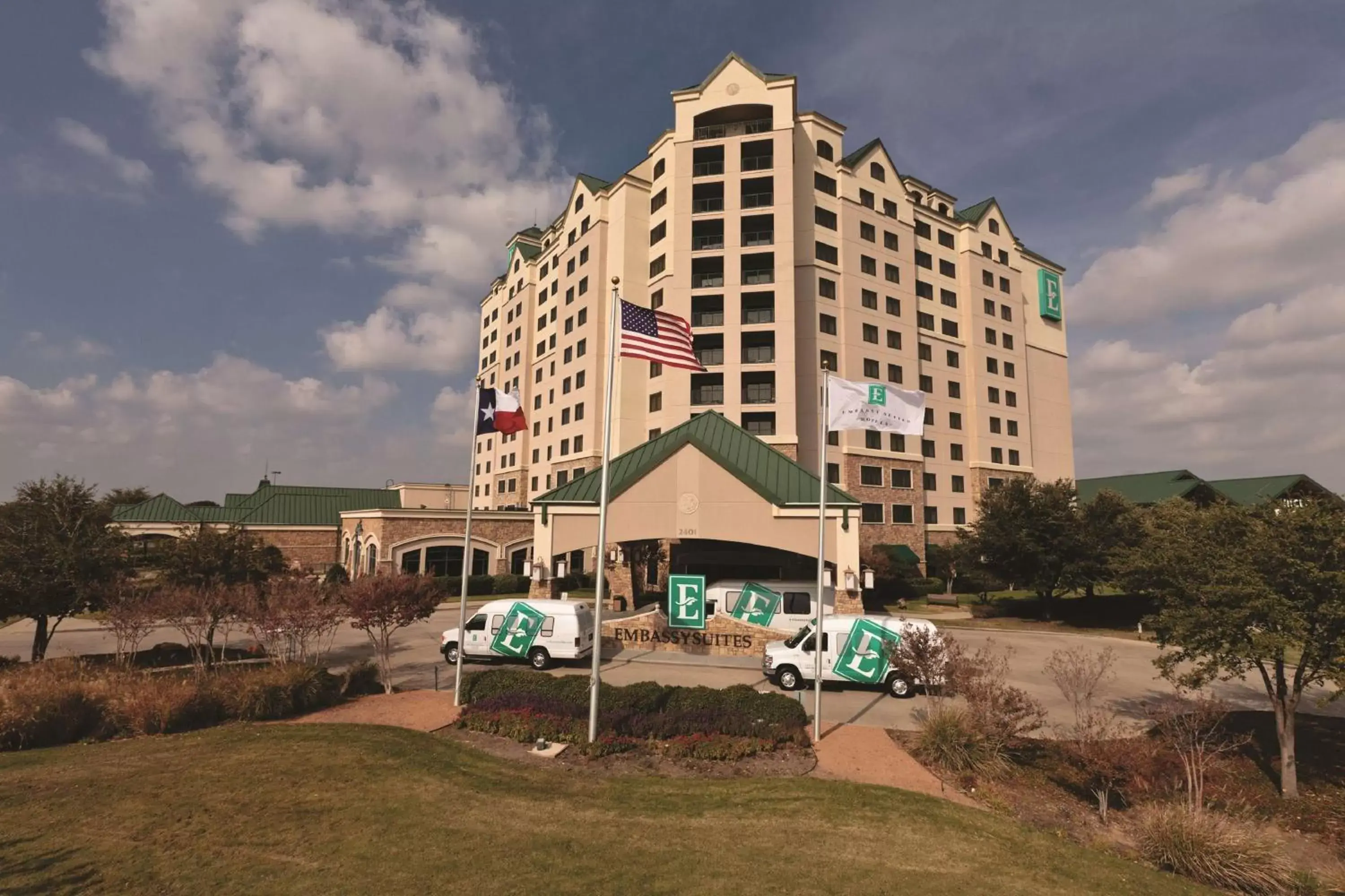 Property Building in Embassy Suites Dallas - DFW Airport North