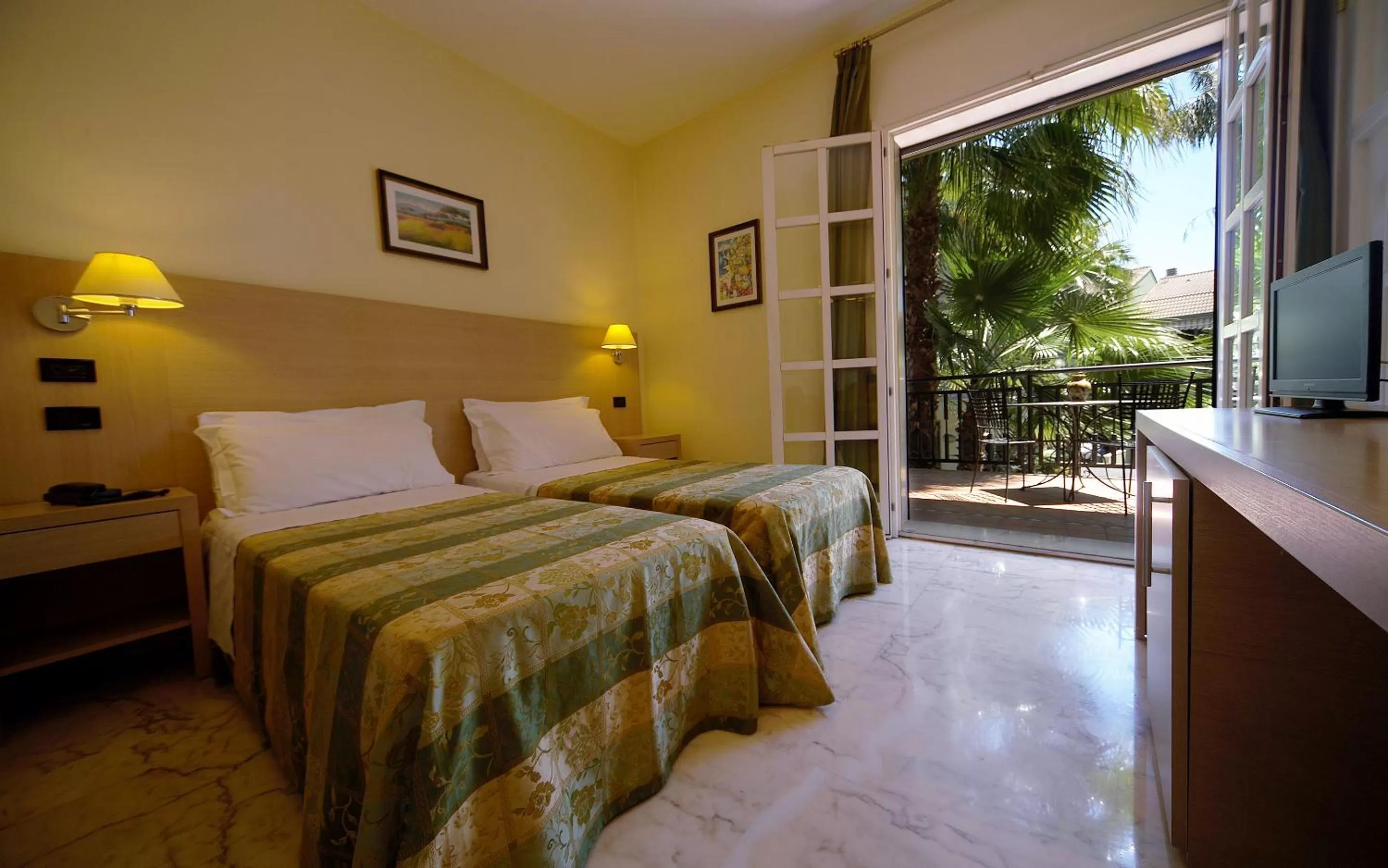 Bedroom, Bed in Hotel Borgo Verde