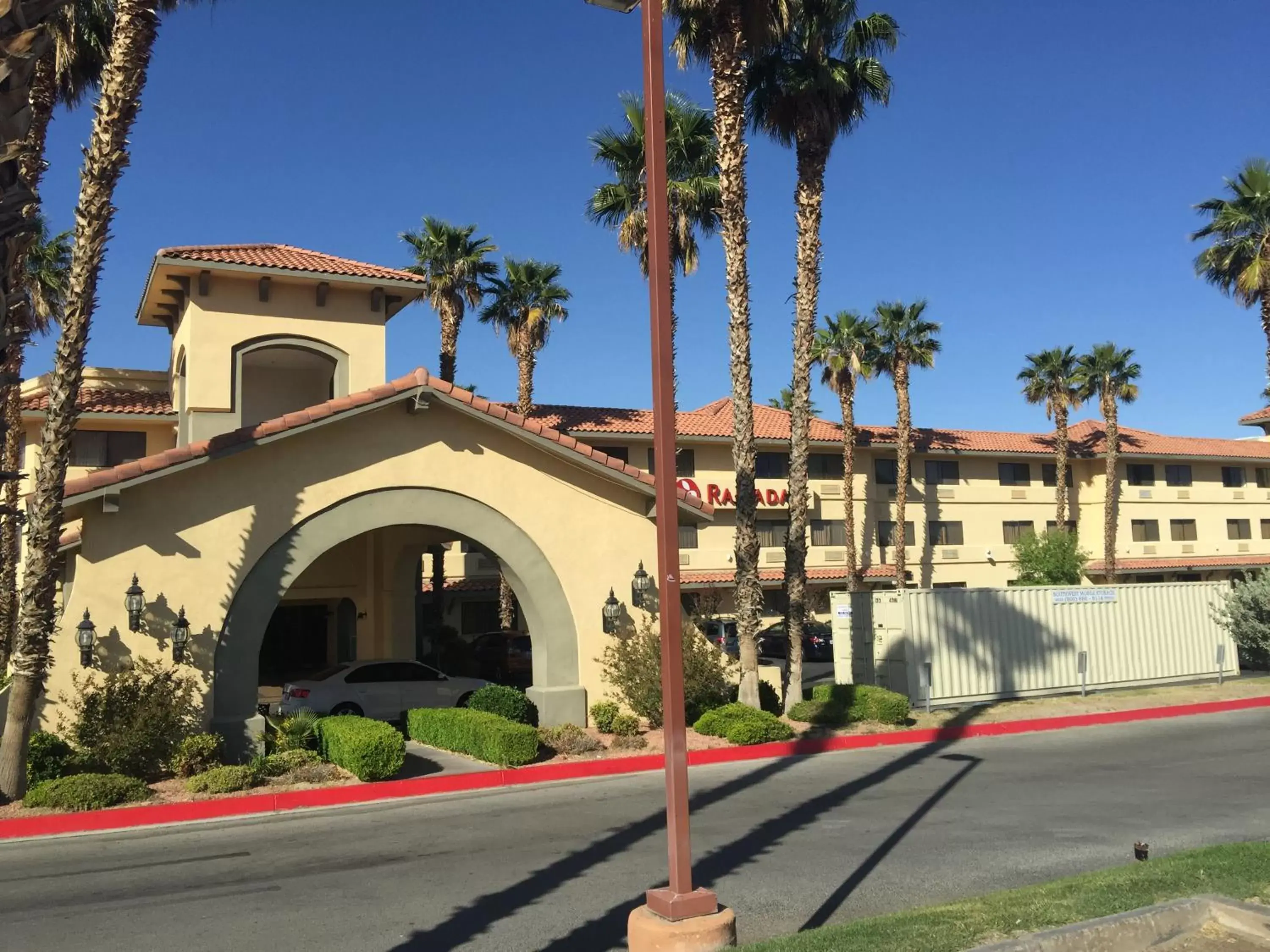 Property building in Ramada by Wyndham Barstow Property building in Ramada by Wyndham Barstow