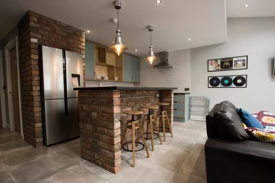 Kitchen or kitchenette, Kitchen/Kitchenette in Modern City Centre Rooms