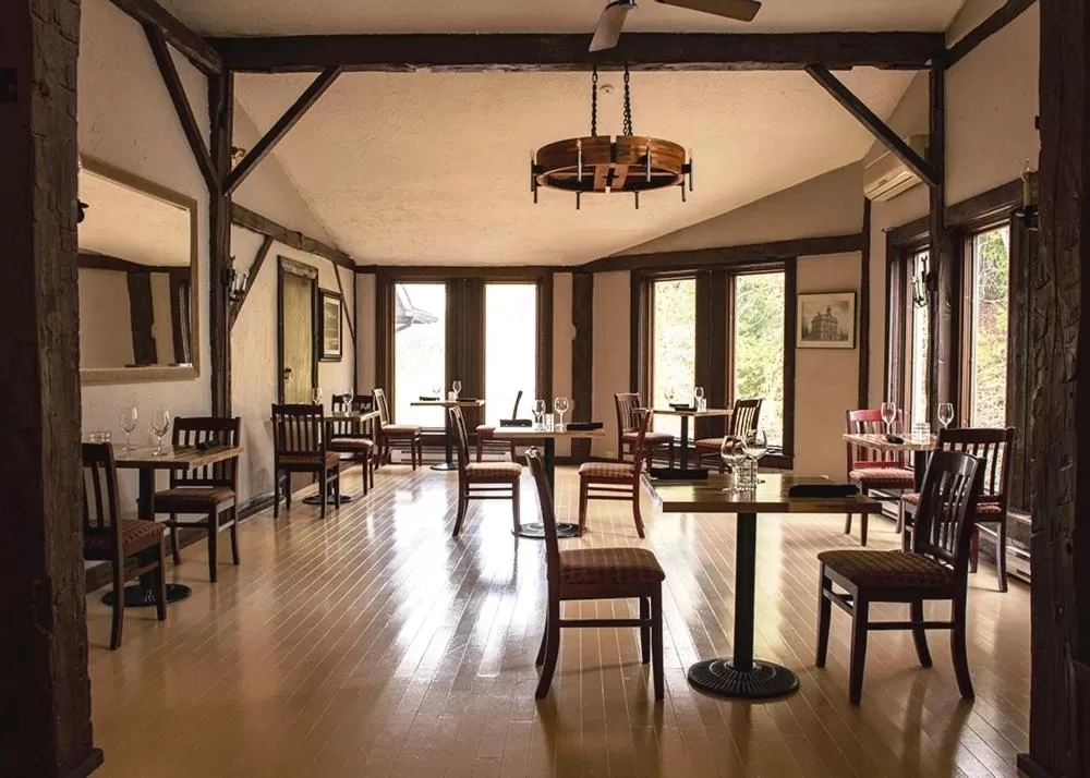 Restaurant/places to eat in Benmiller Inn & Spa