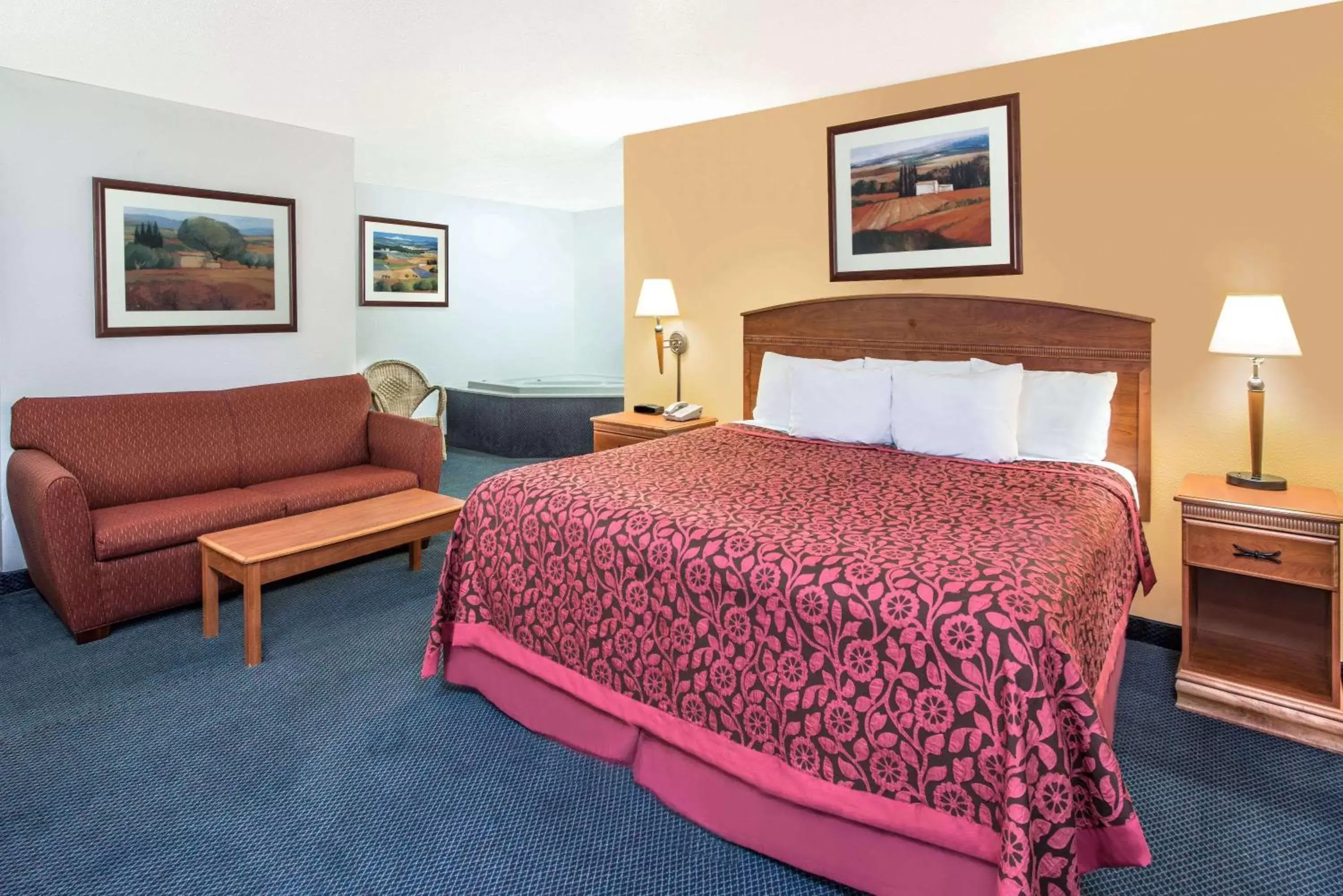 Photo of the whole room, Bed in Days Inn by Wyndham Kingdom City