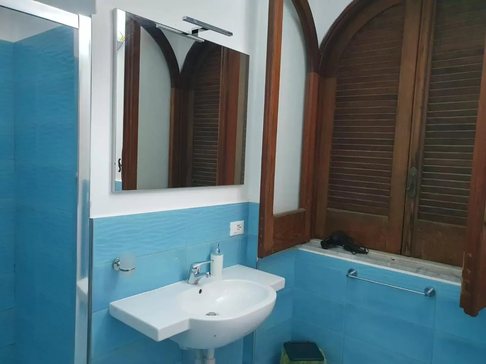 Bathroom in Hotel Mareluna Ischia