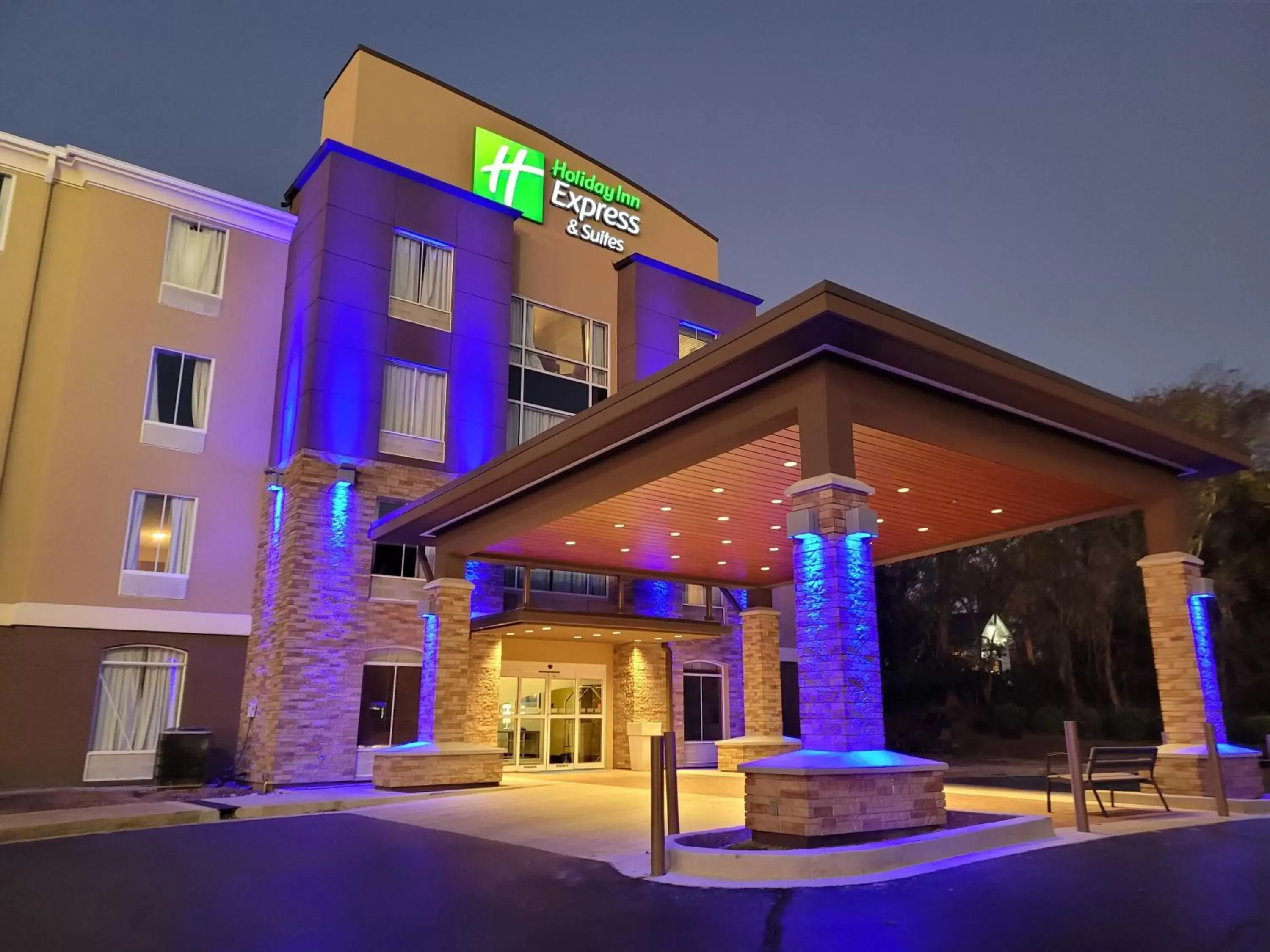 Property building in Holiday Inn Express Hotel & Suites Starkville, an IHG Hotel