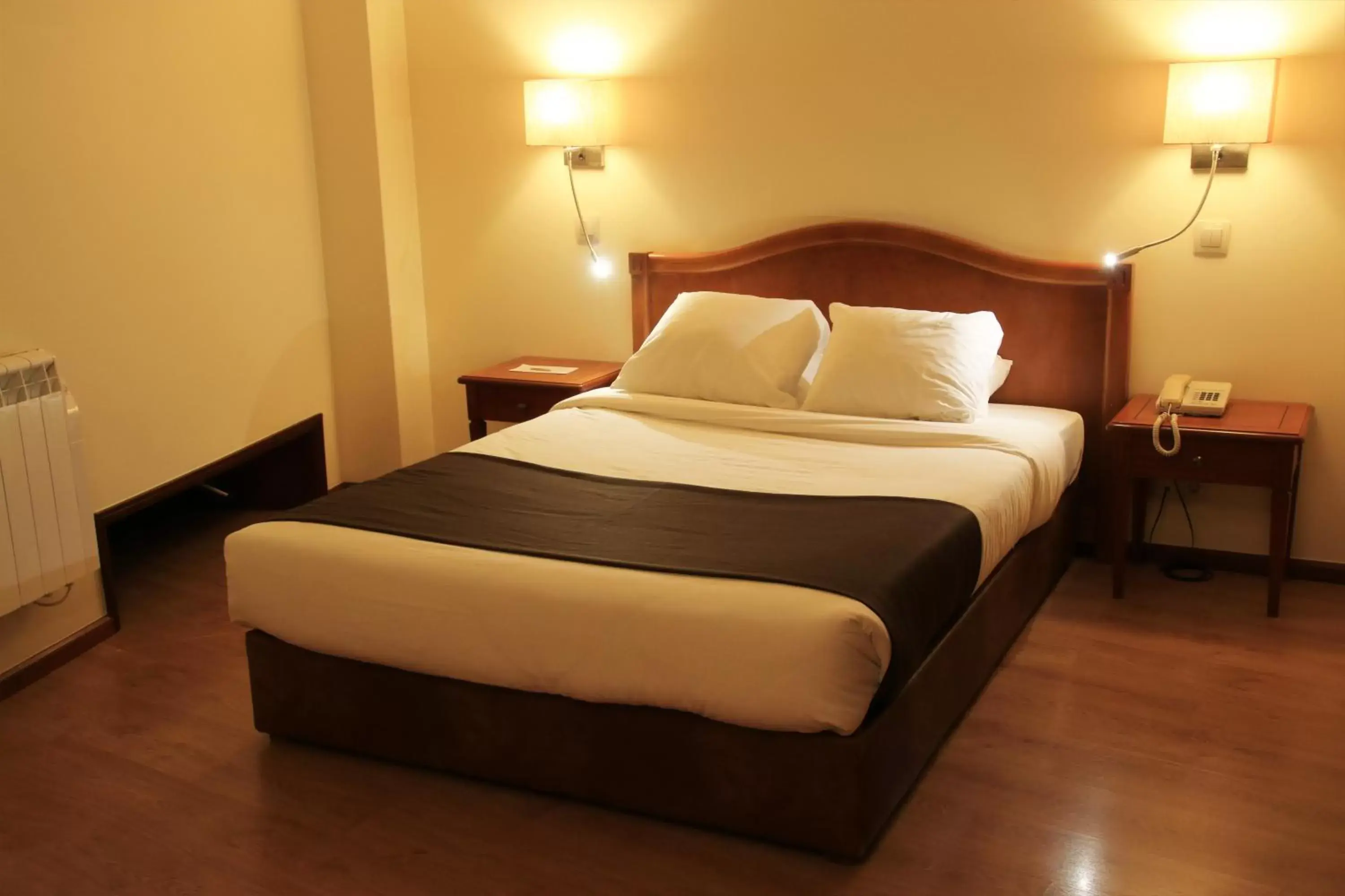 Bedroom, Bed in Hotel da Bolsa