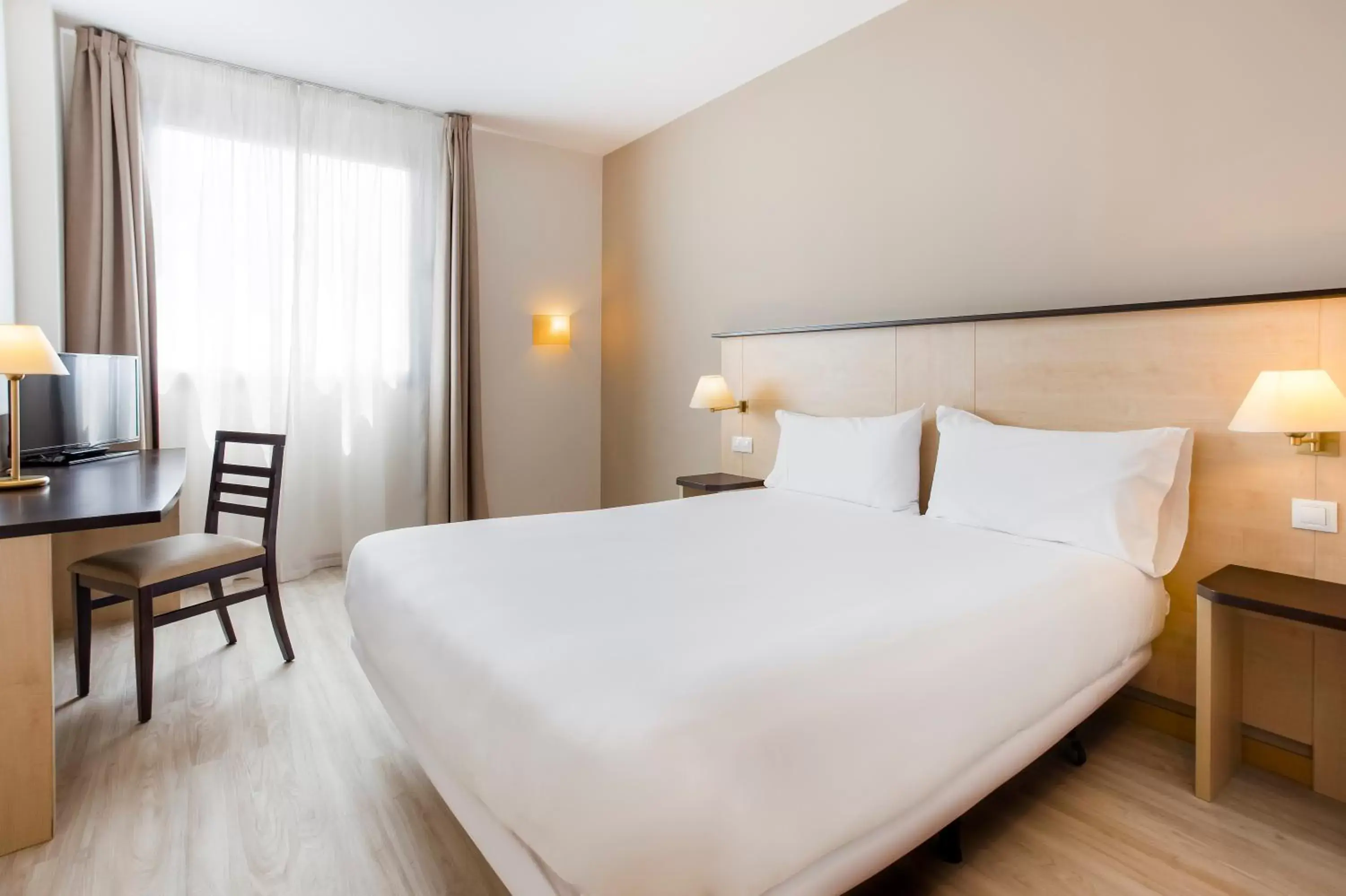 Bedroom, Bed in B&B HOTEL Madrid Pinar de las Rozas