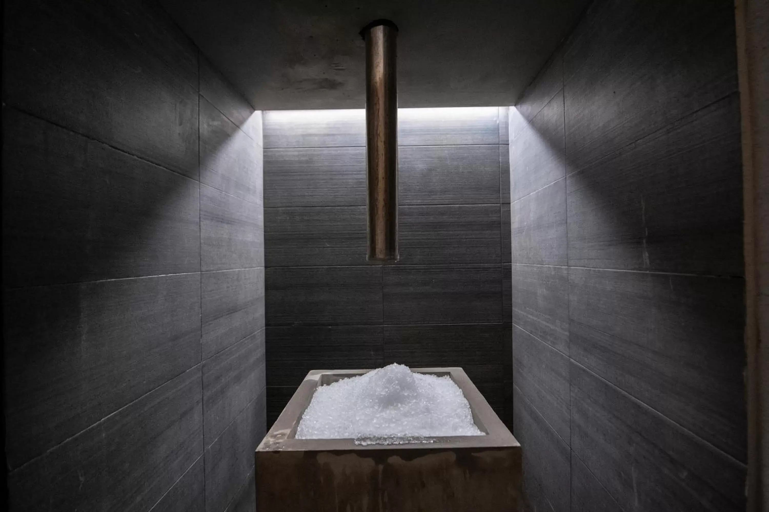 Spa and wellness centre/facilities, Bathroom in Hotel 77 Seventy-Seven - Maison D'Art Collection