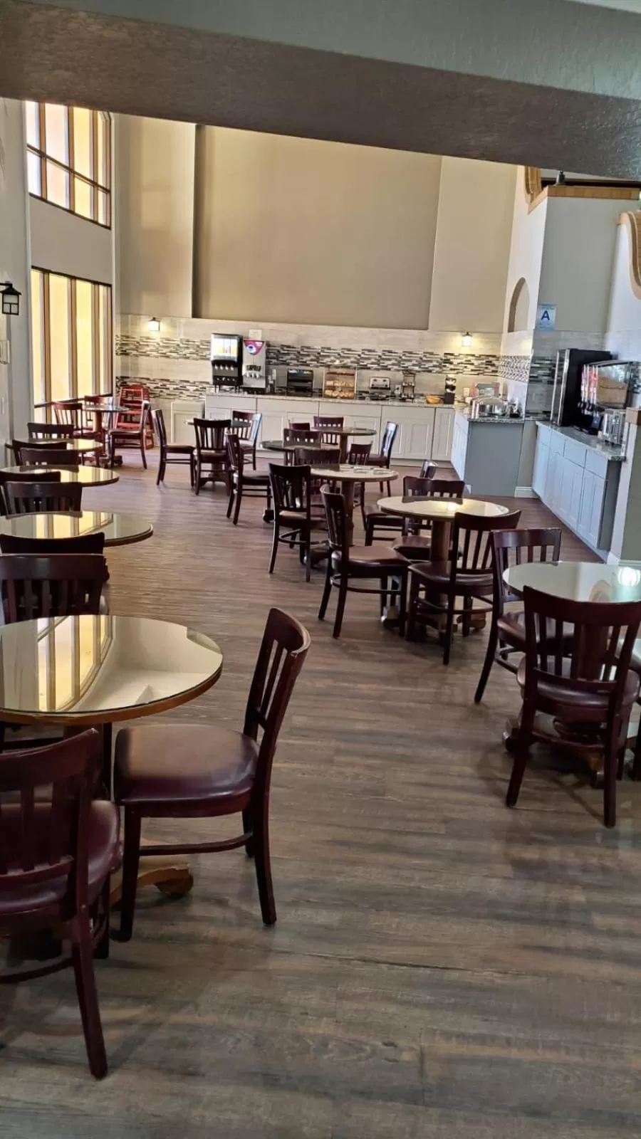 Restaurant/places to eat in Ramada by Wyndham Barstow