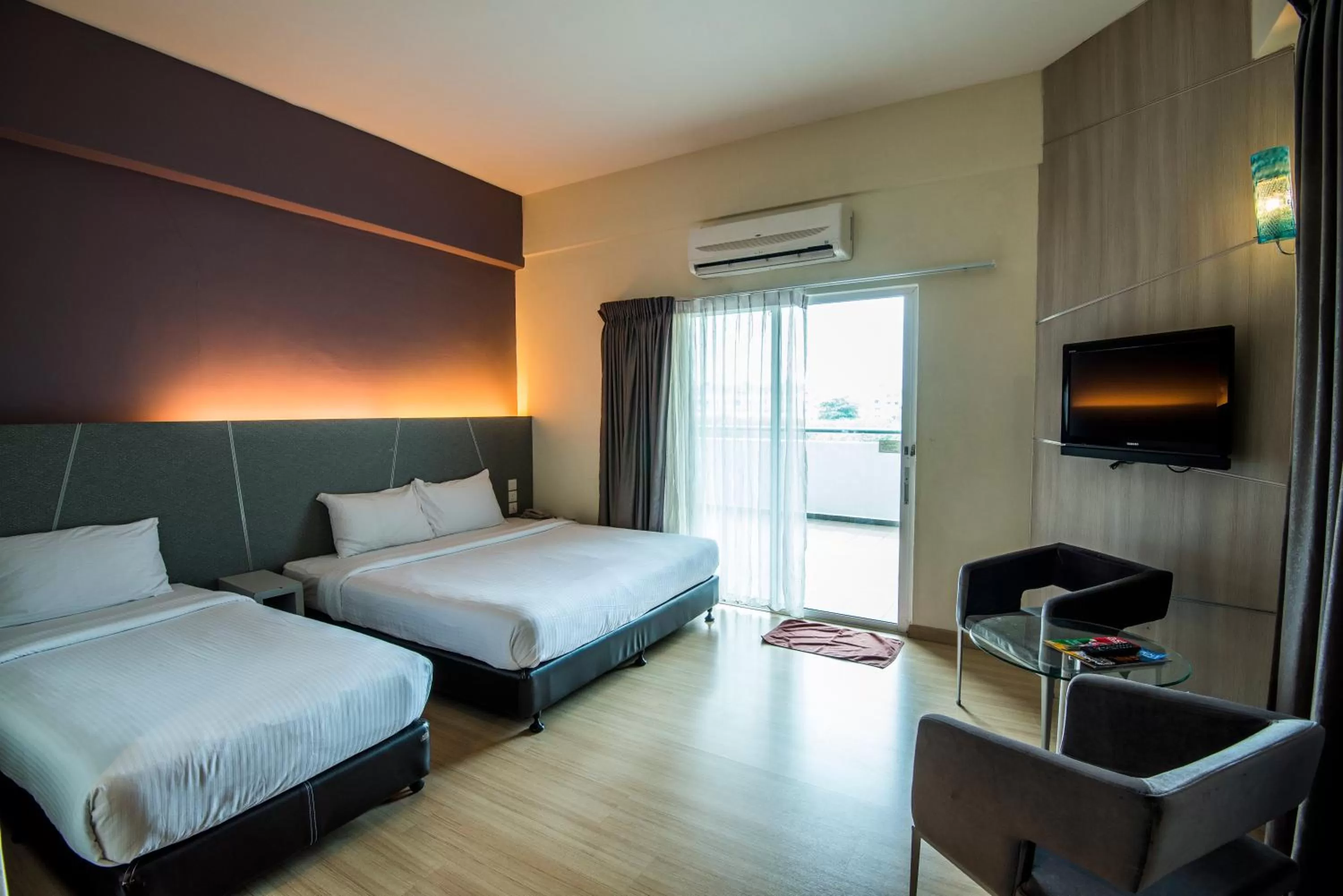 Bedroom, Bed in Marvelux Hotel