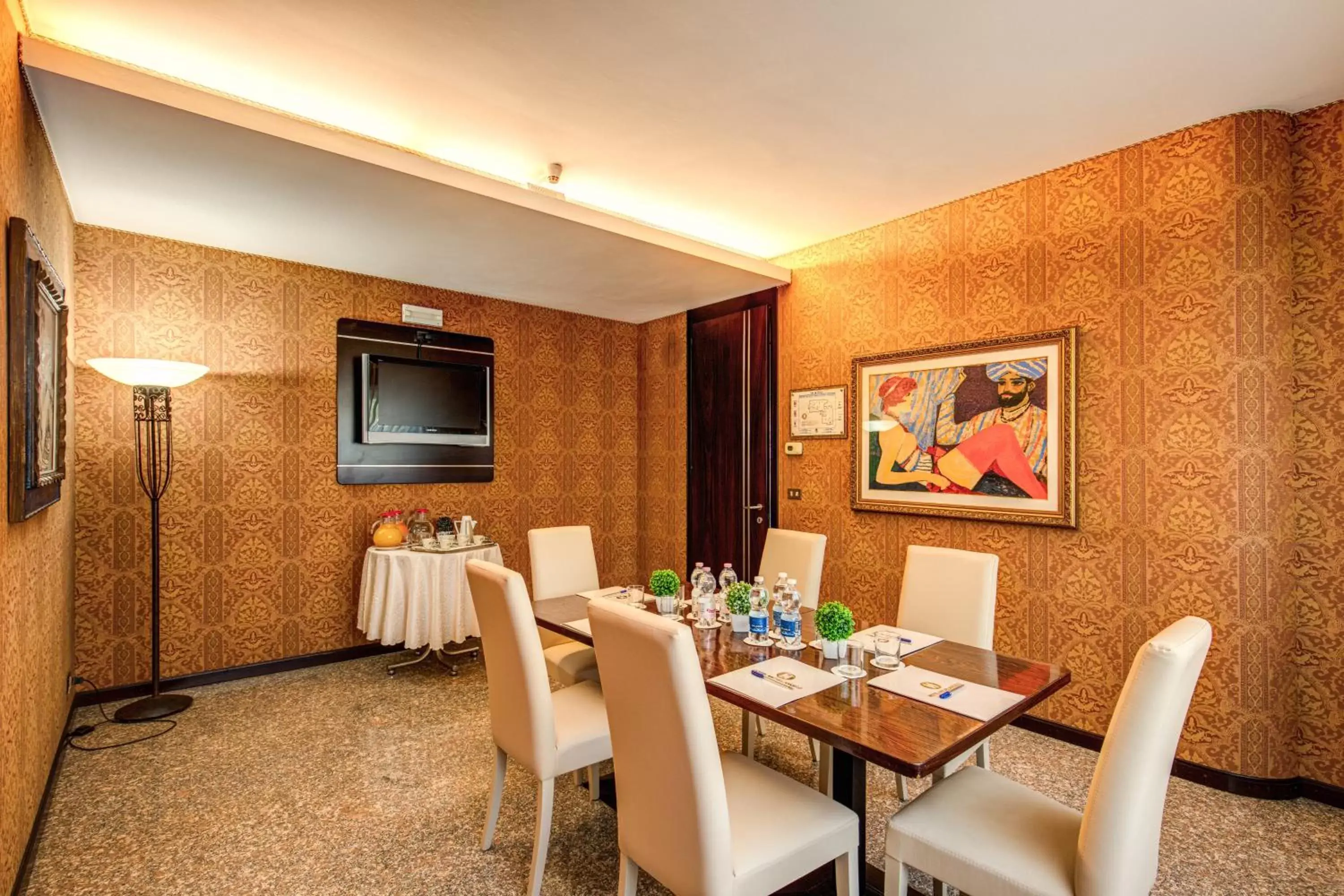 Meeting/conference room, TV/Entertainment Center in Venice Michelangelo Hotel
